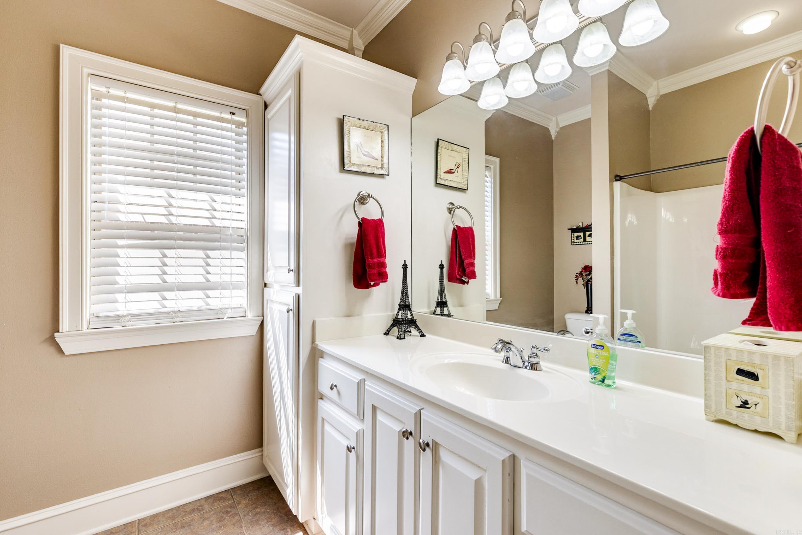 COUNTRY CLUB OF ARK THE - Residential