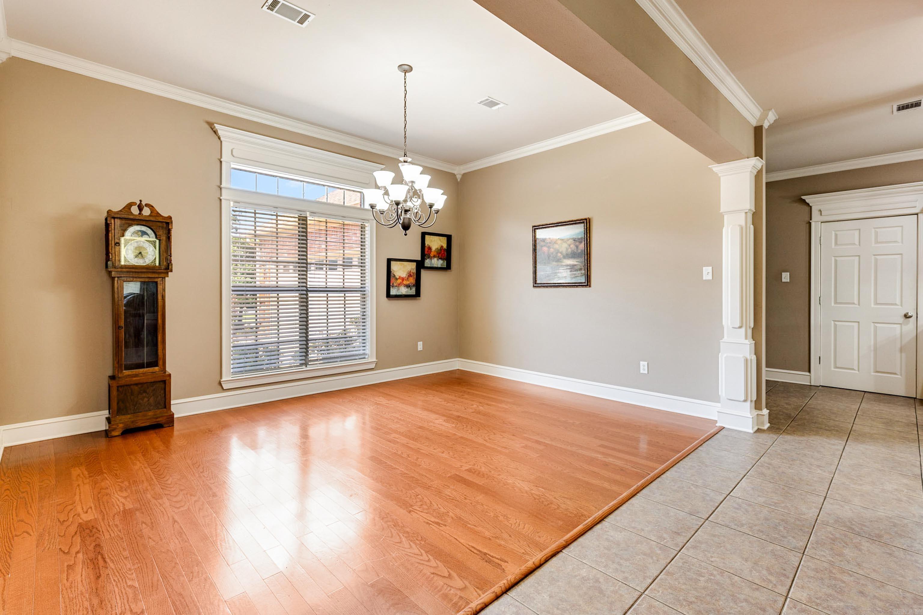 COUNTRY CLUB OF ARK THE - Residential