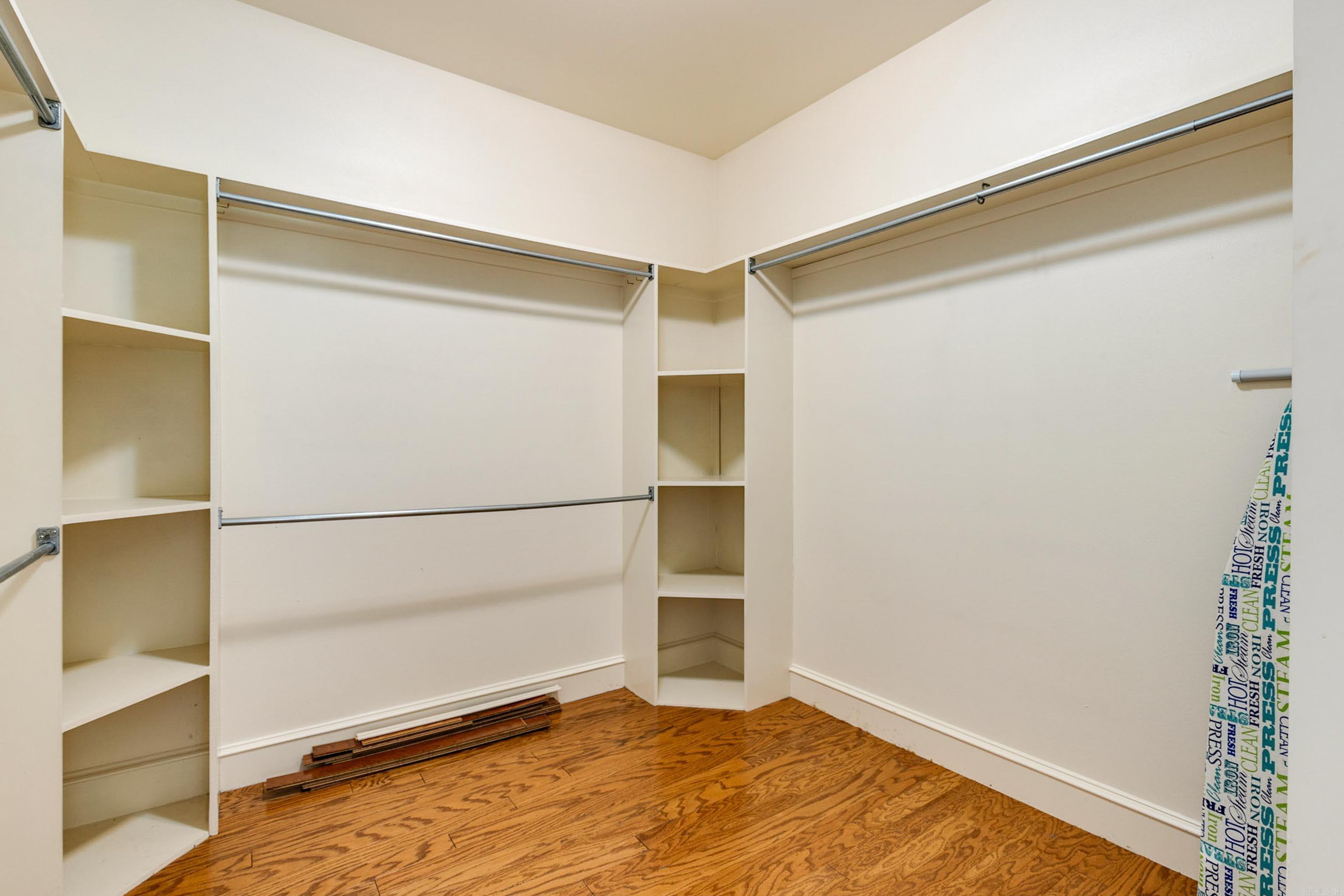 COUNTRY CLUB OF ARK THE - Residential