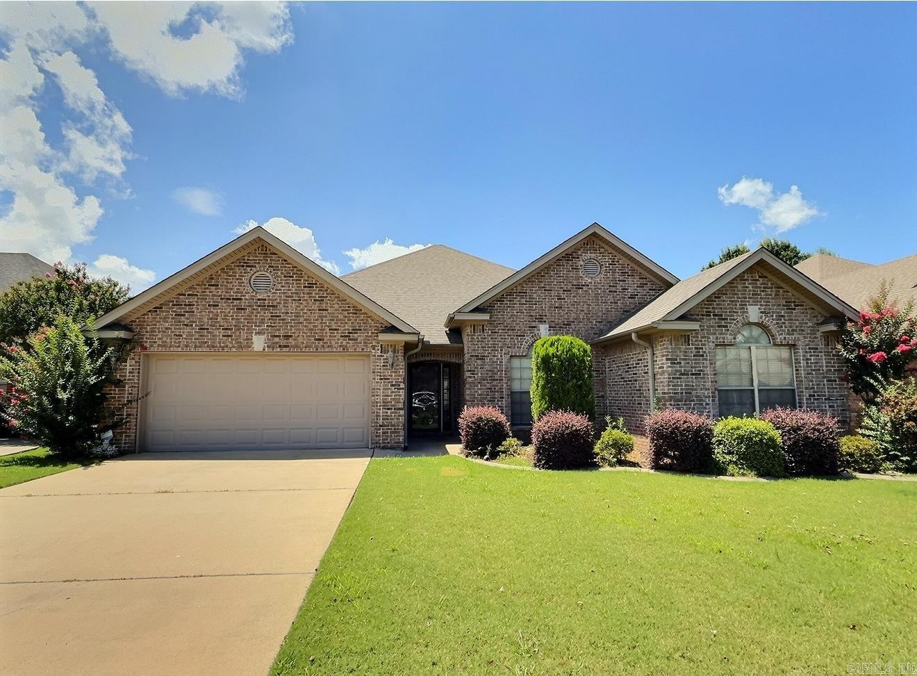 COUNTRY CLUB OF ARK THE - Residential