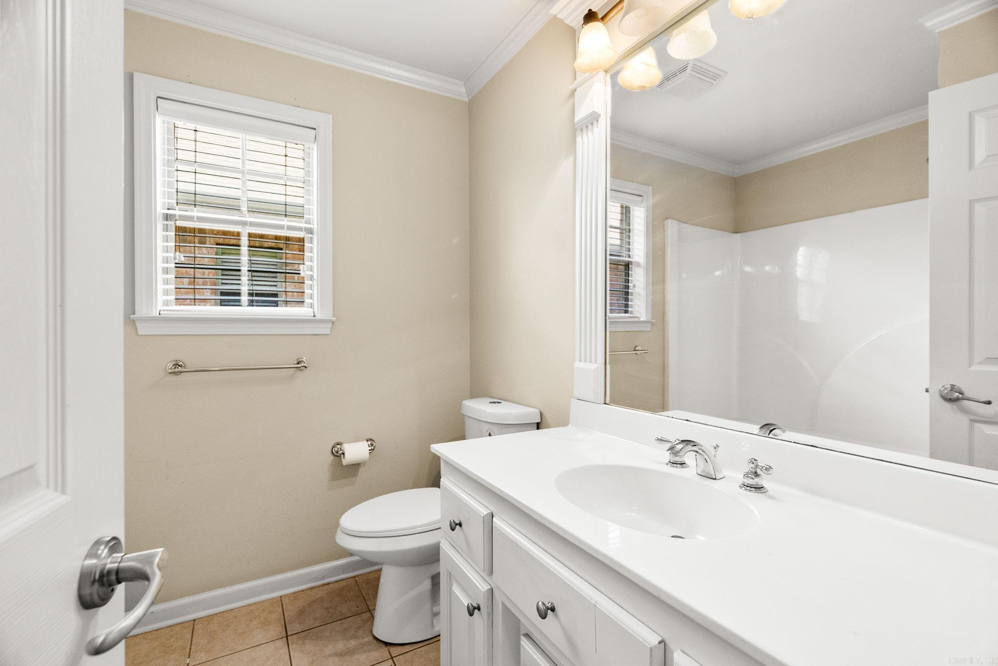 COUNTRY CLUB OF ARK THE - Residential