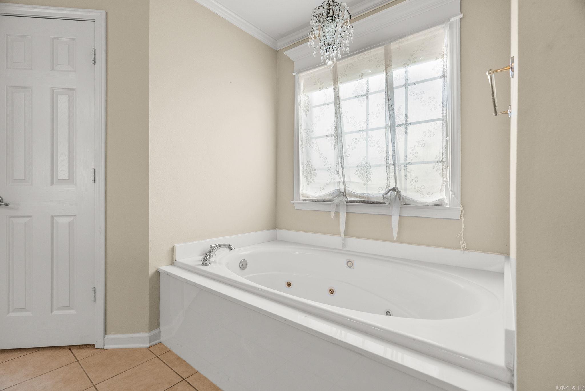 COUNTRY CLUB OF ARK THE - Residential