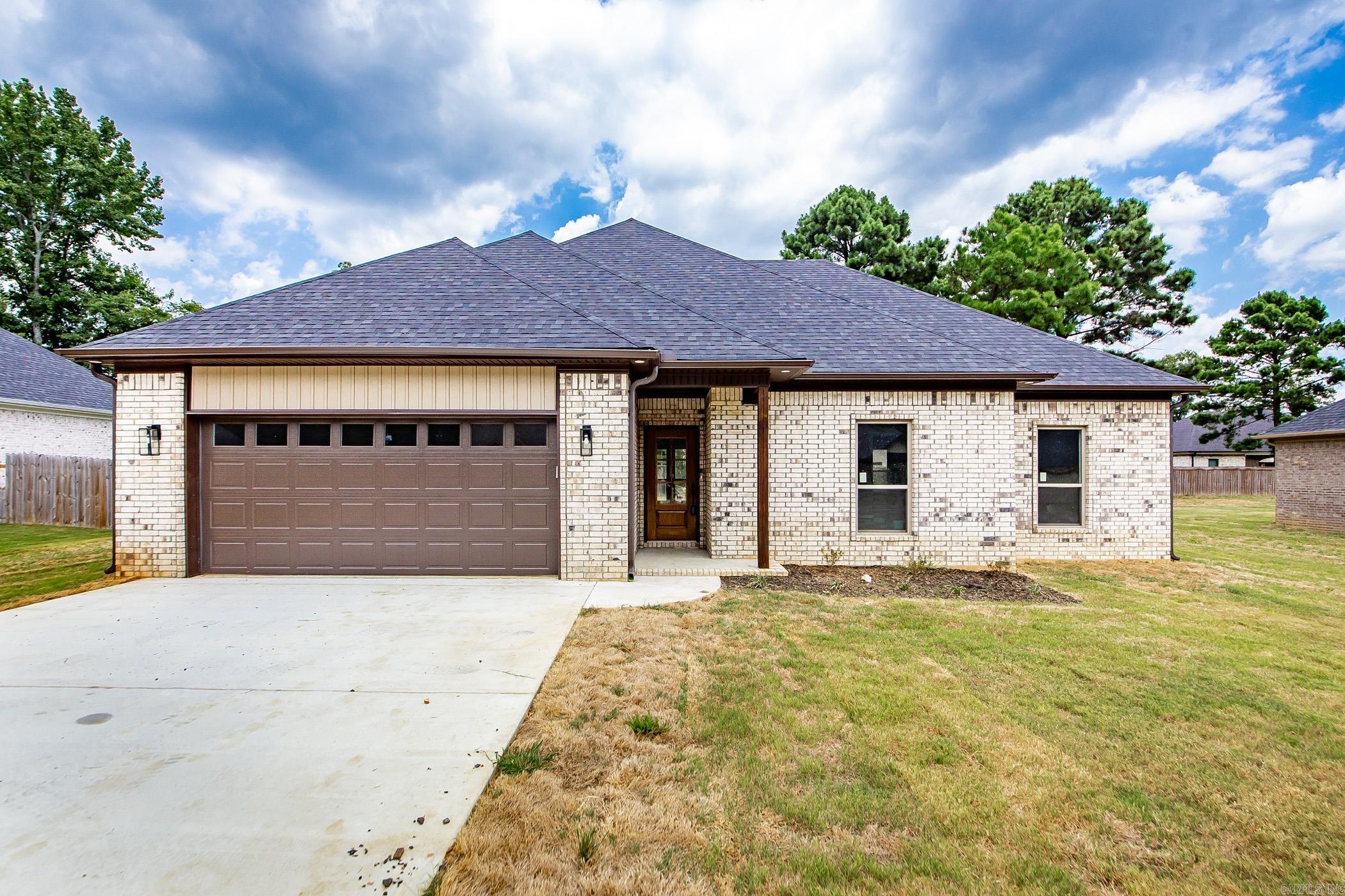 HIDDEN VALLEY ESTATES - Residential