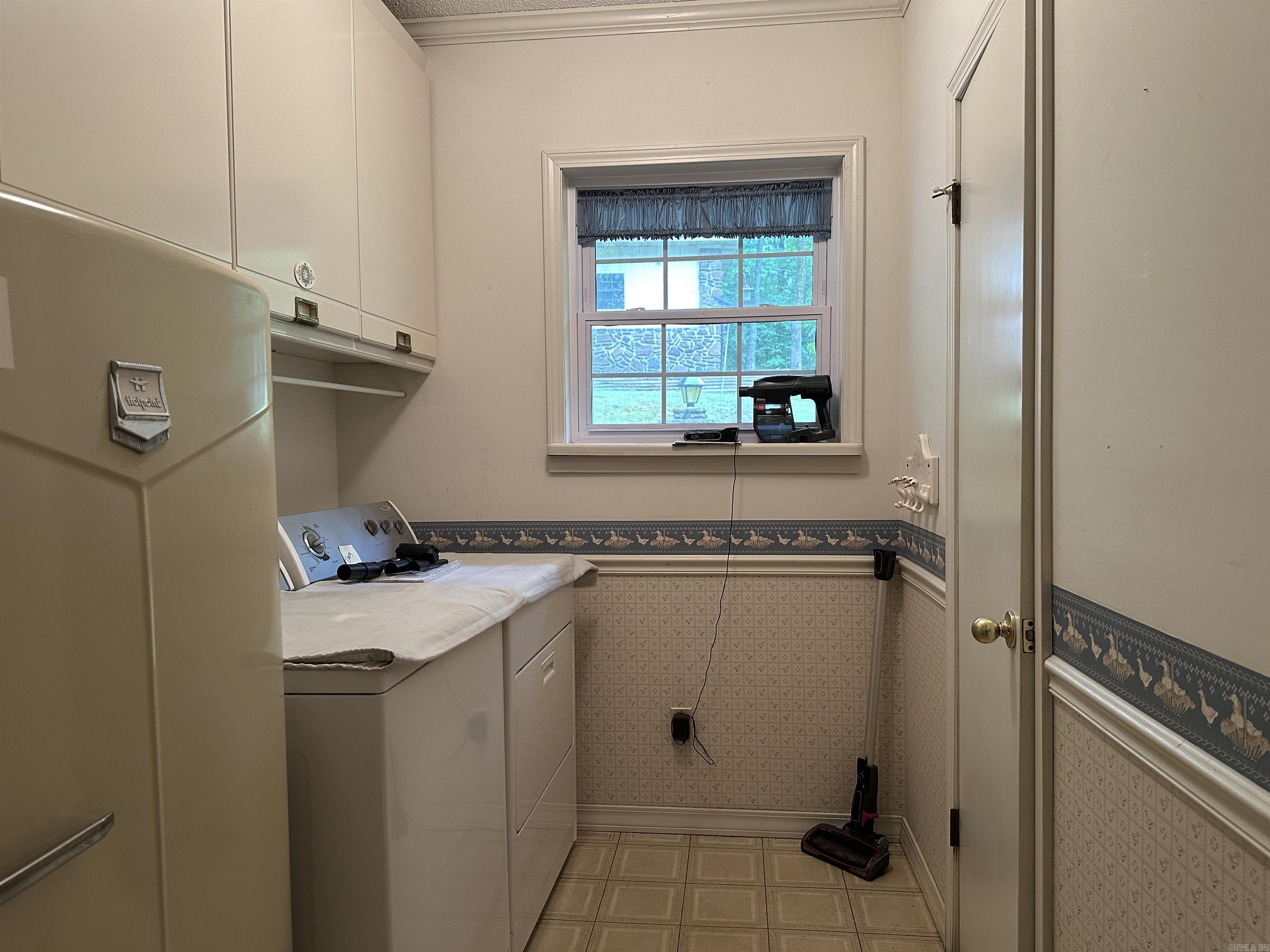 TREASURE HILL - Residential