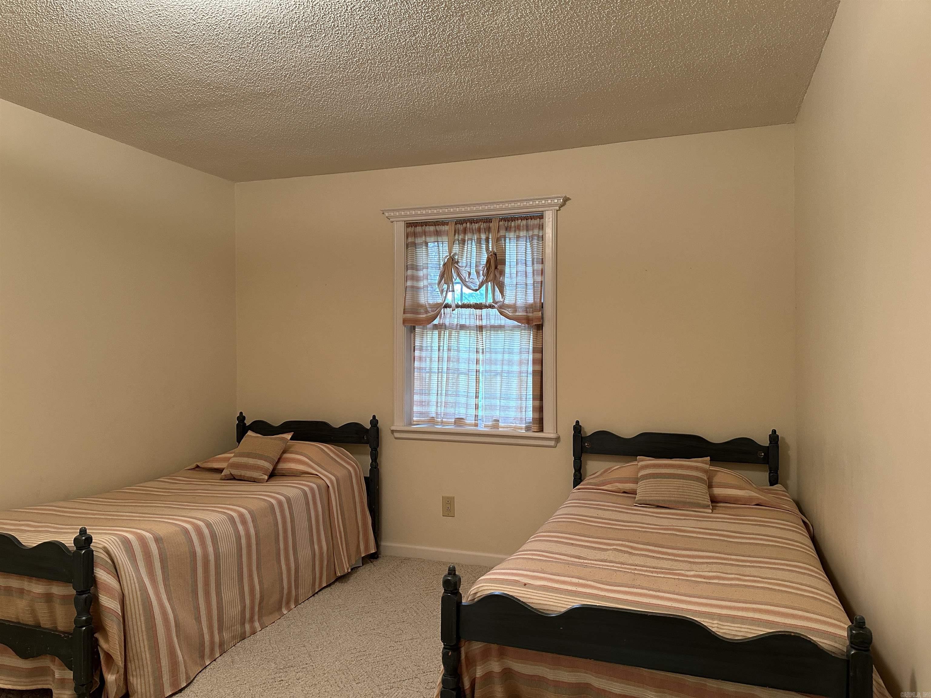 TREASURE HILL - Residential