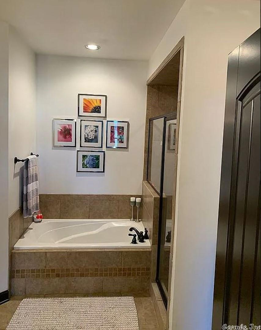 SPRINGHILL VILLAGE - Residential