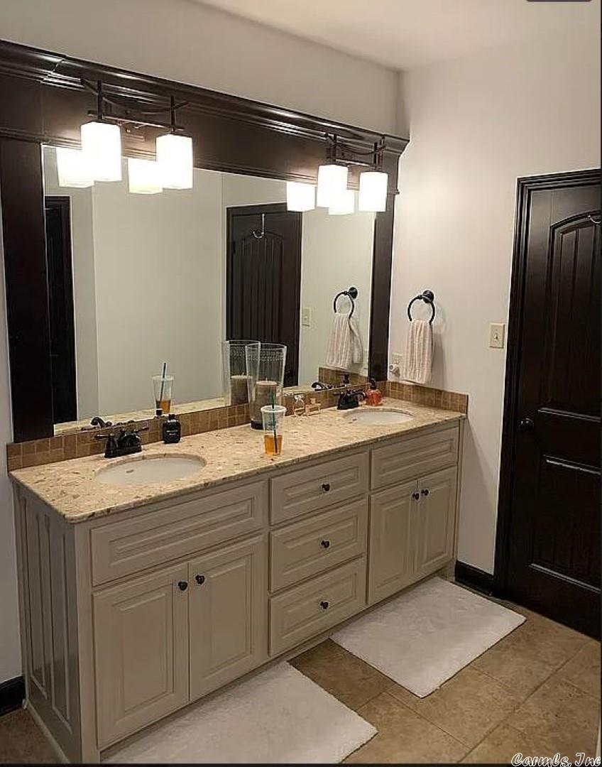 SPRINGHILL VILLAGE - Residential