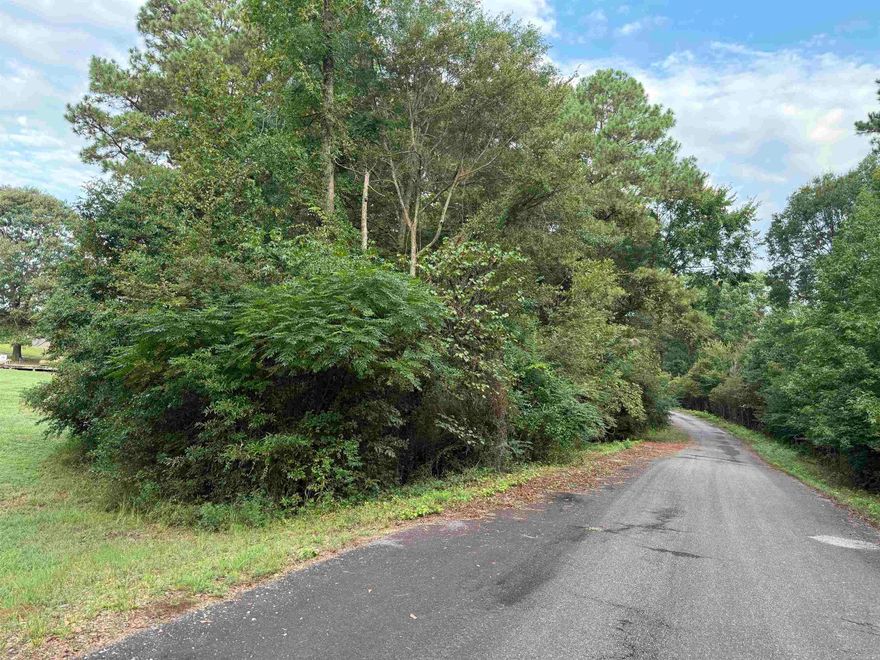 Lot 3 - Robinwood Subdivision, contains approx 1.29 acres, offers city water, city sewer, connects to Deerwood Subdivision.