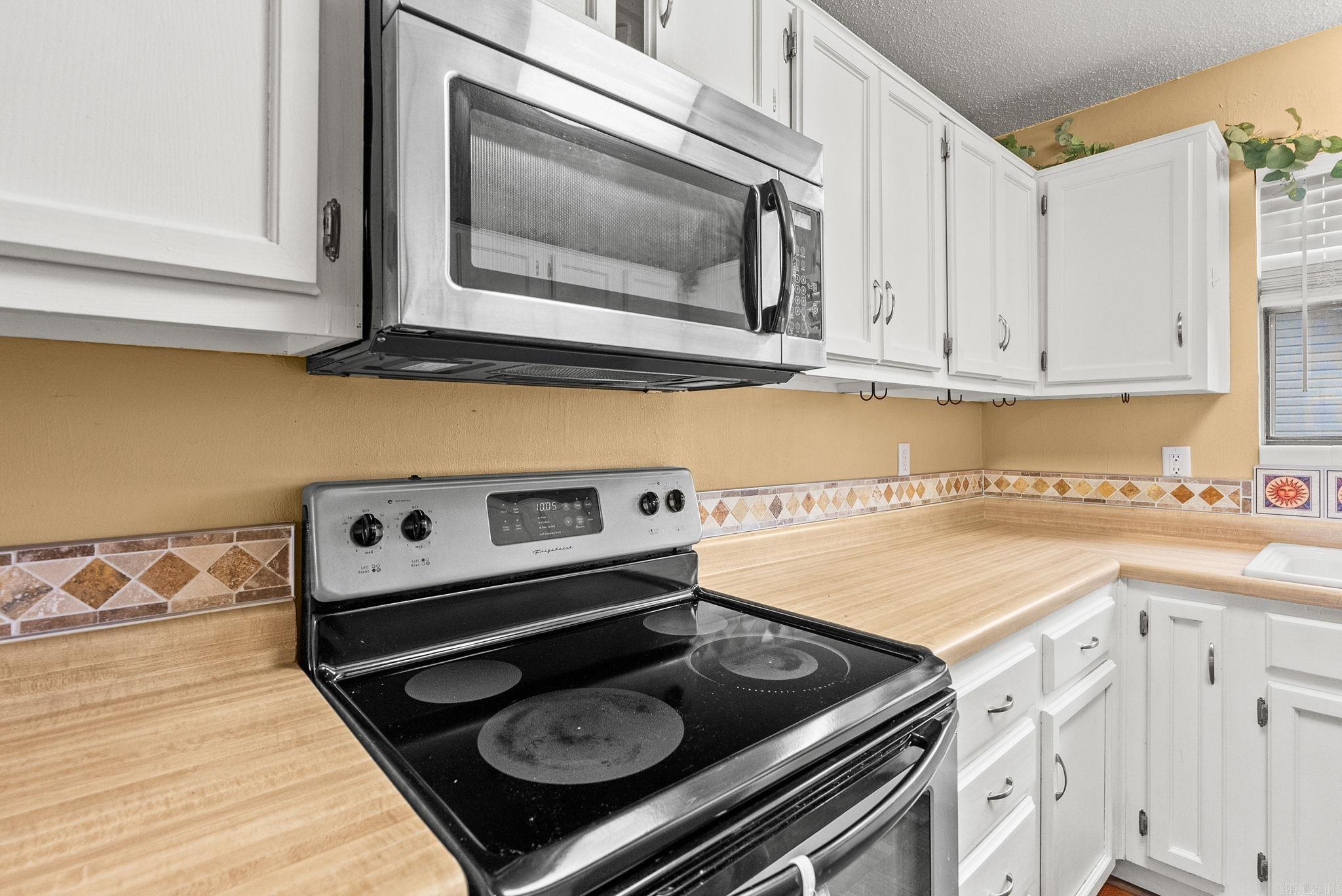 ROLLING OAKS - Residential