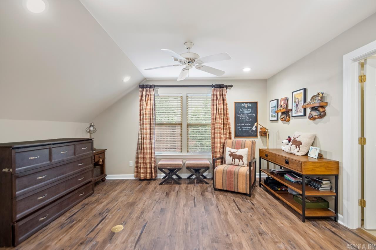 CHENAL VALLEY DUQUESNE COMMUNITY - Residential