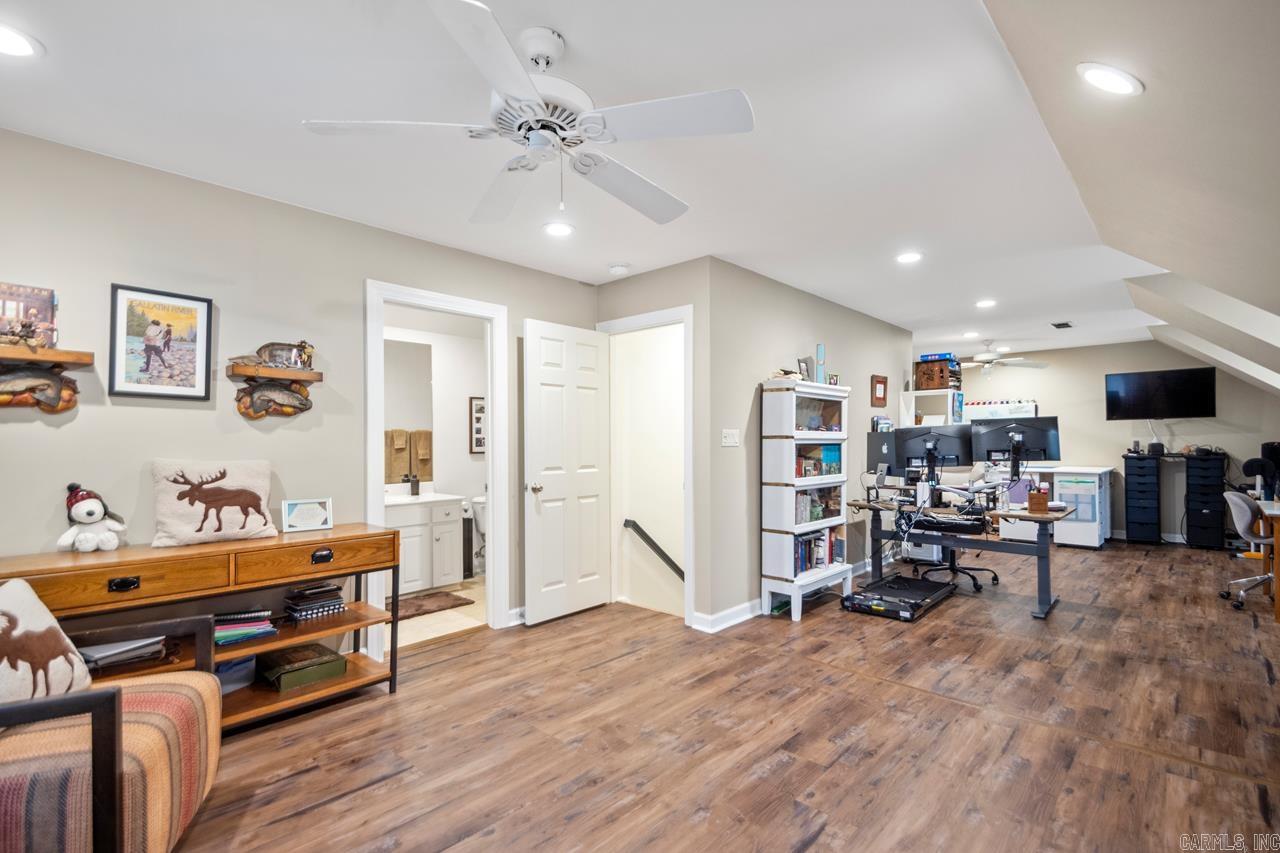 CHENAL VALLEY DUQUESNE COMMUNITY - Residential