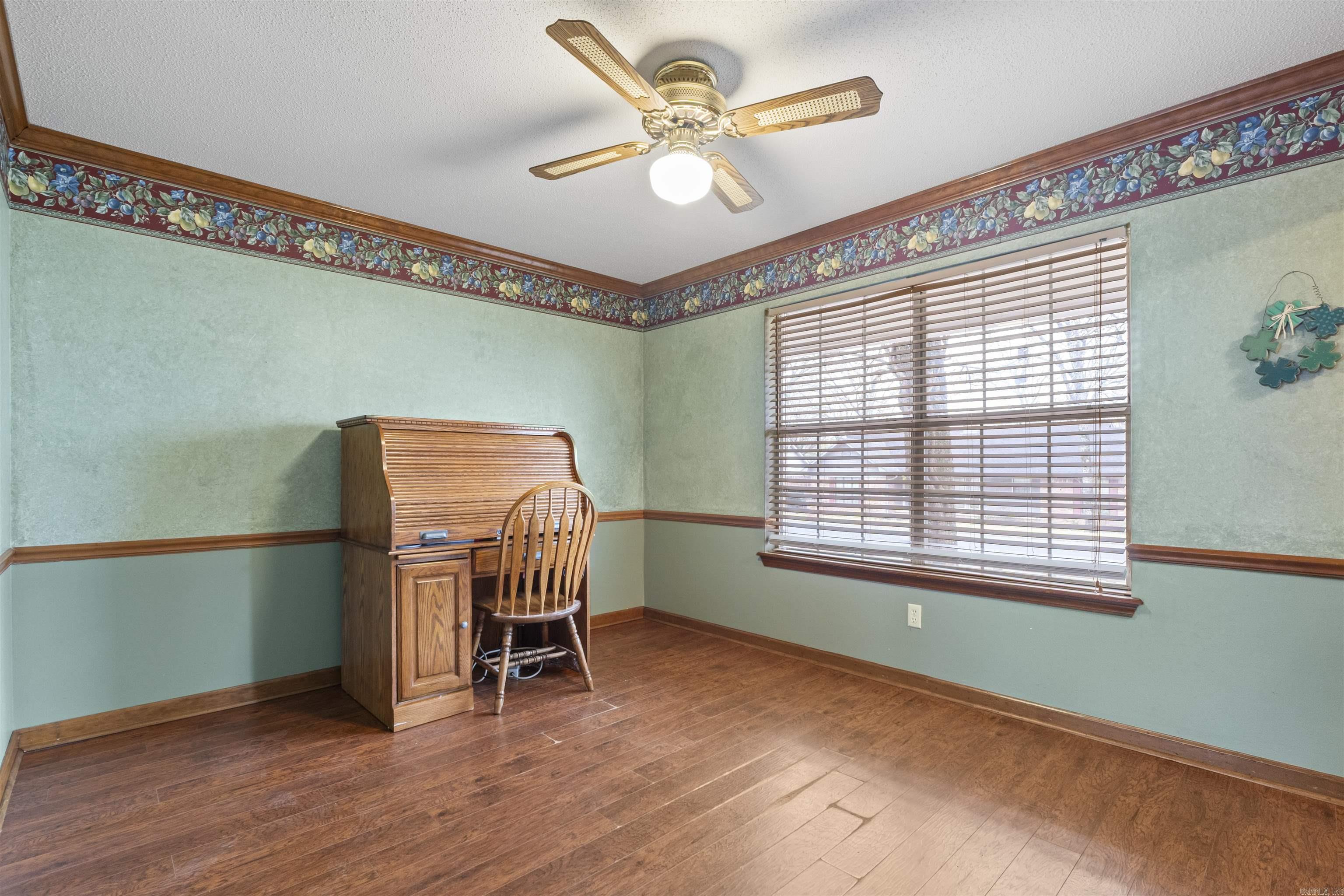 INDIAN HILLS - Residential