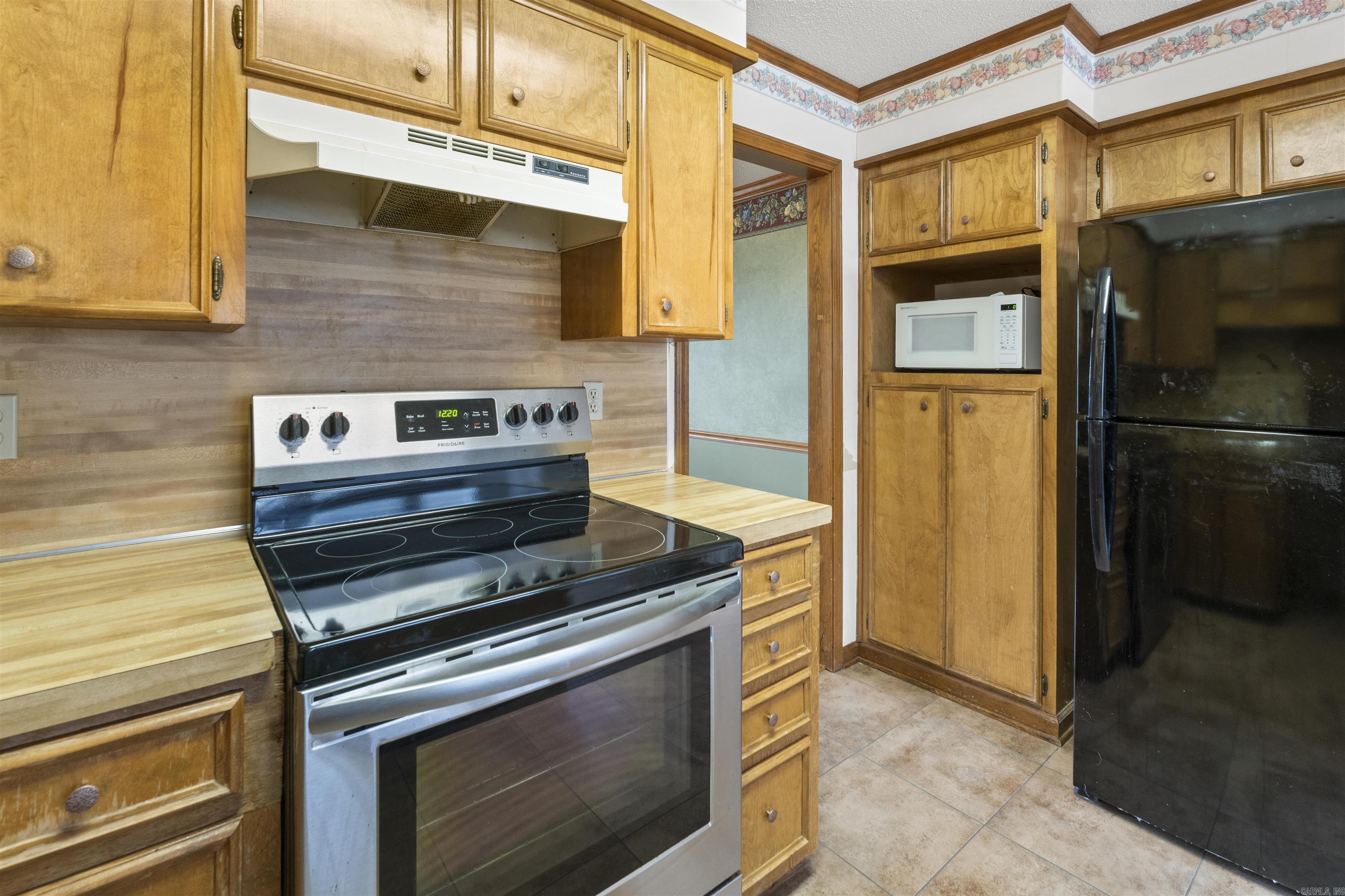 INDIAN HILLS - Residential