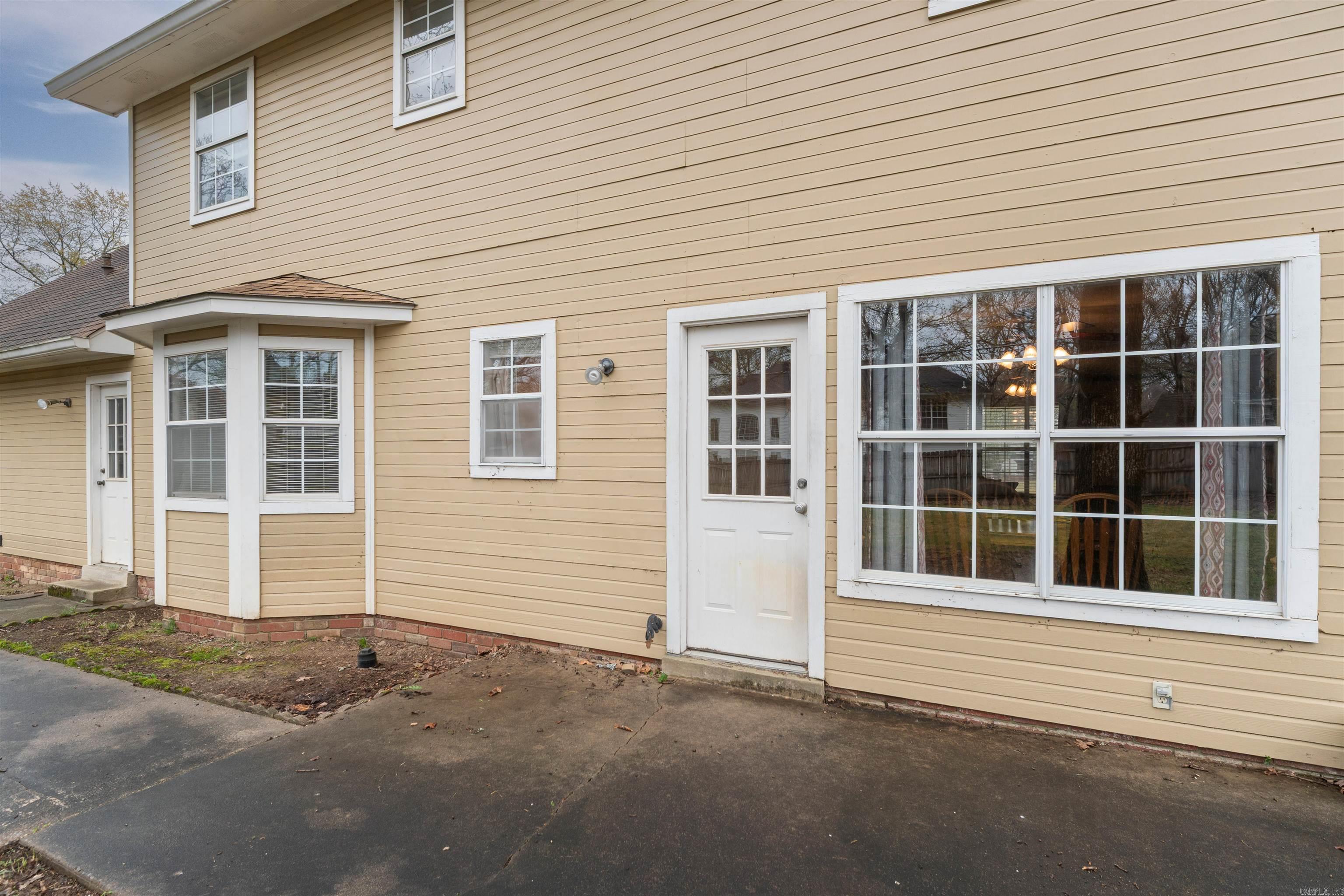 INDIAN HILLS - Residential