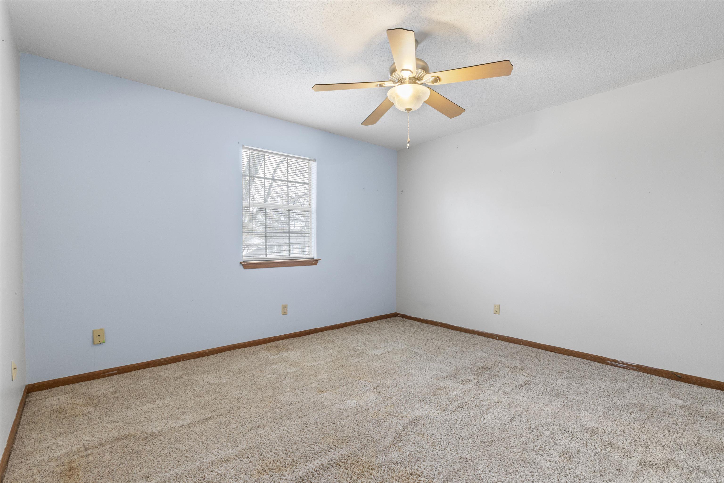 INDIAN HILLS - Residential