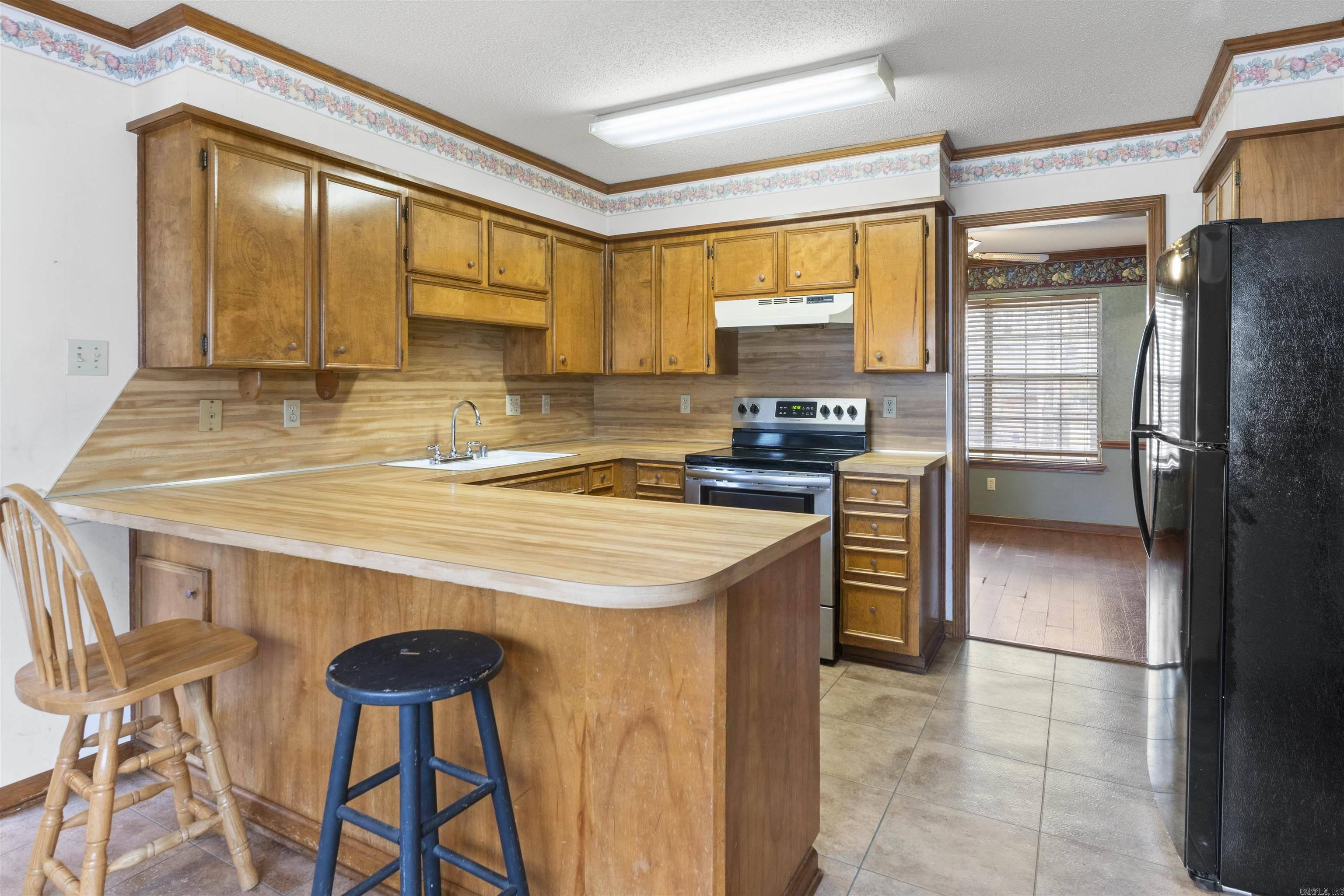 INDIAN HILLS - Residential