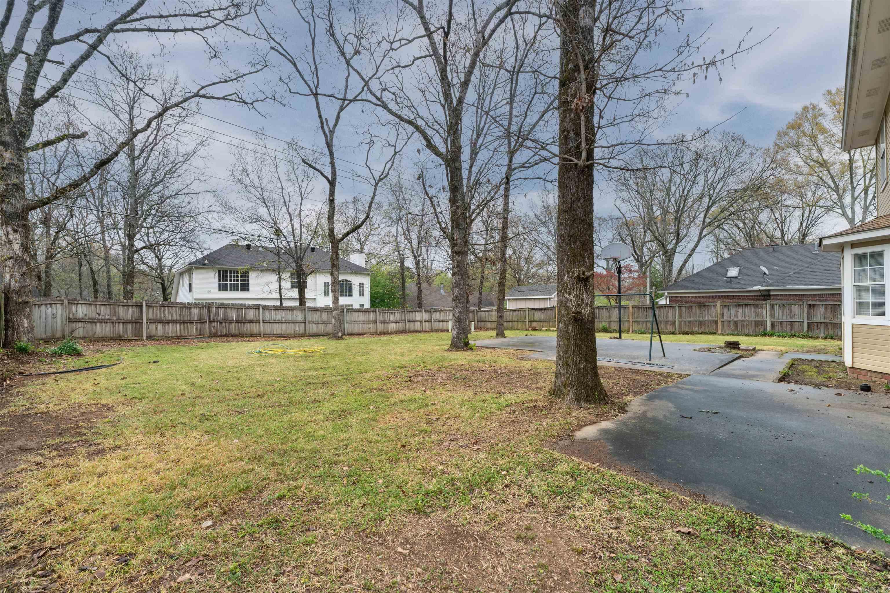 INDIAN HILLS - Residential