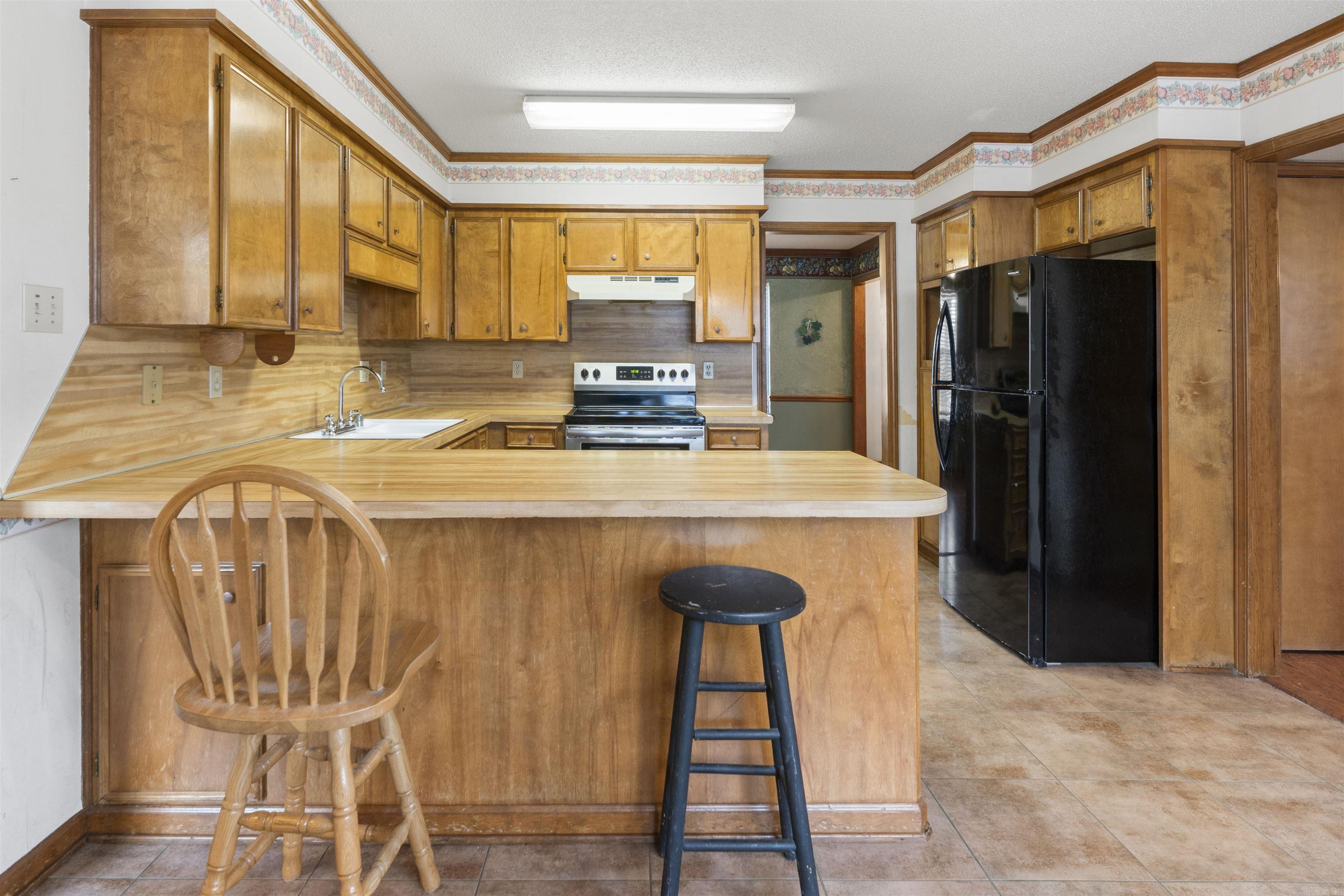 INDIAN HILLS - Residential