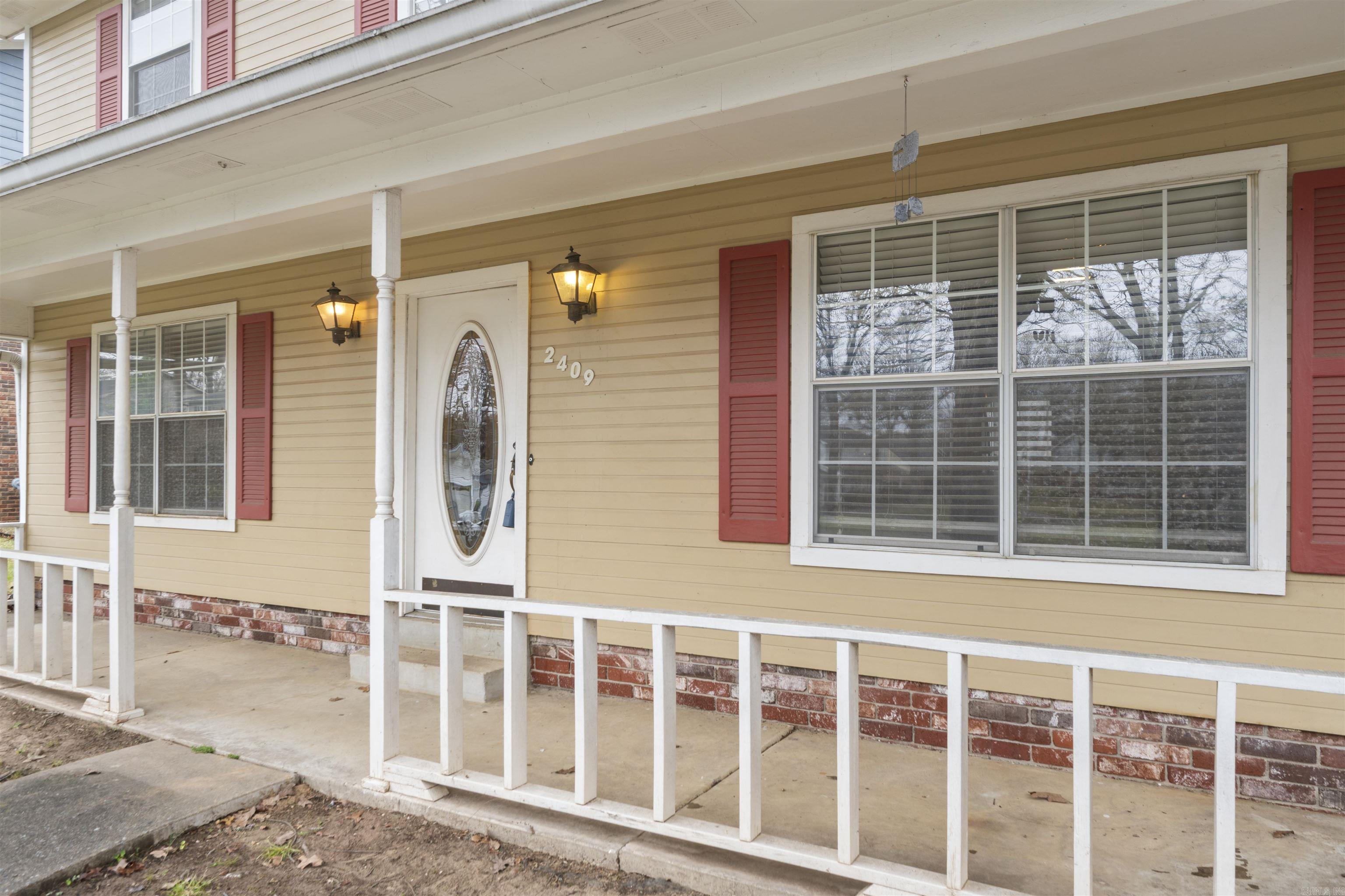 INDIAN HILLS - Residential