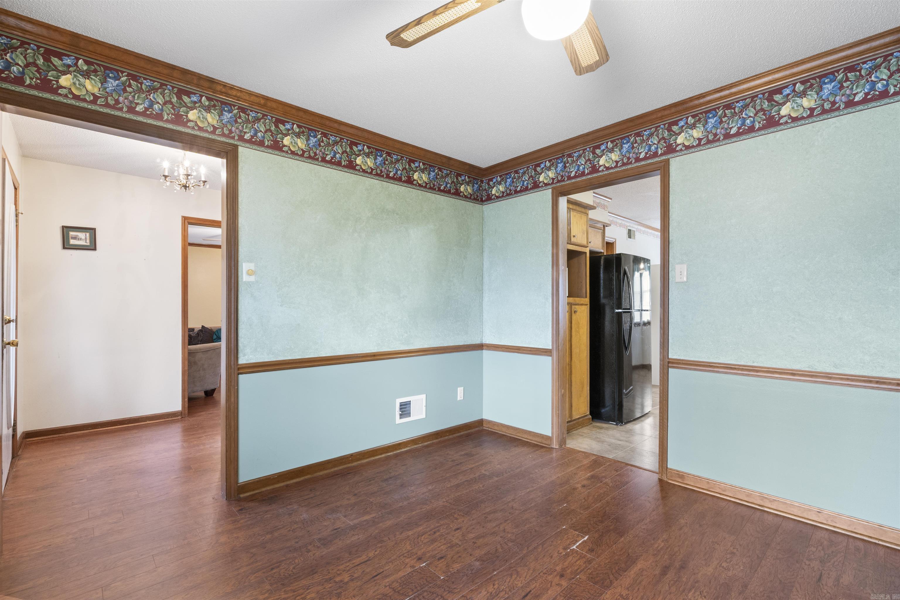 INDIAN HILLS - Residential