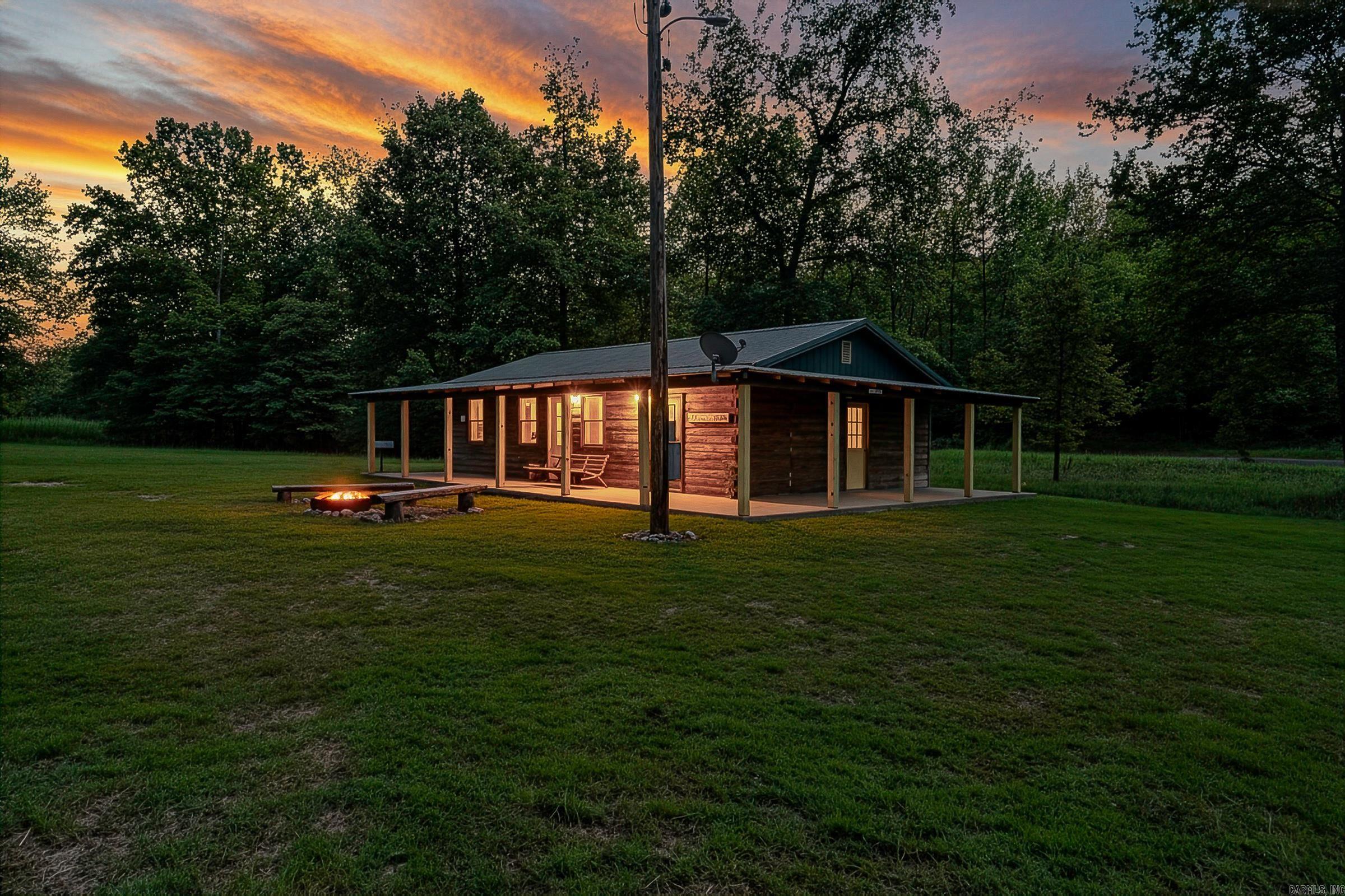 Mena Acreage - Residential