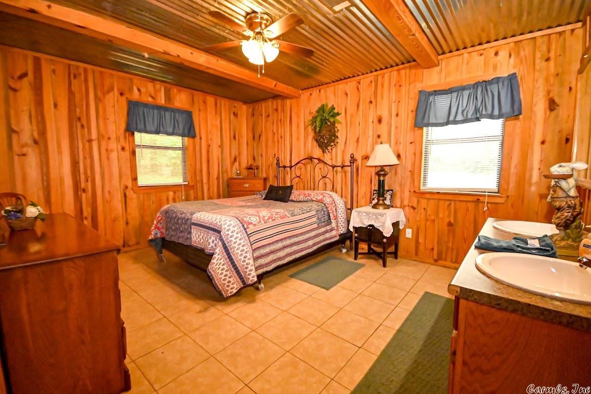 Mena Acreage - Residential