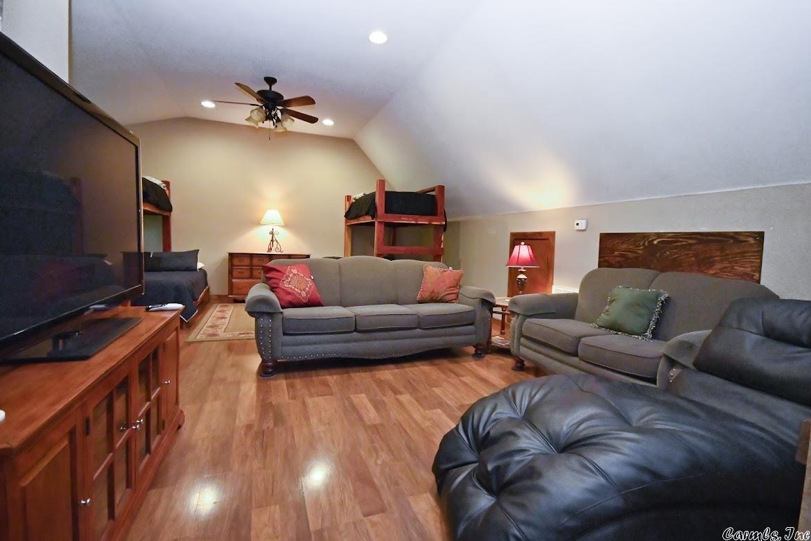 Mena Acreage - Residential
