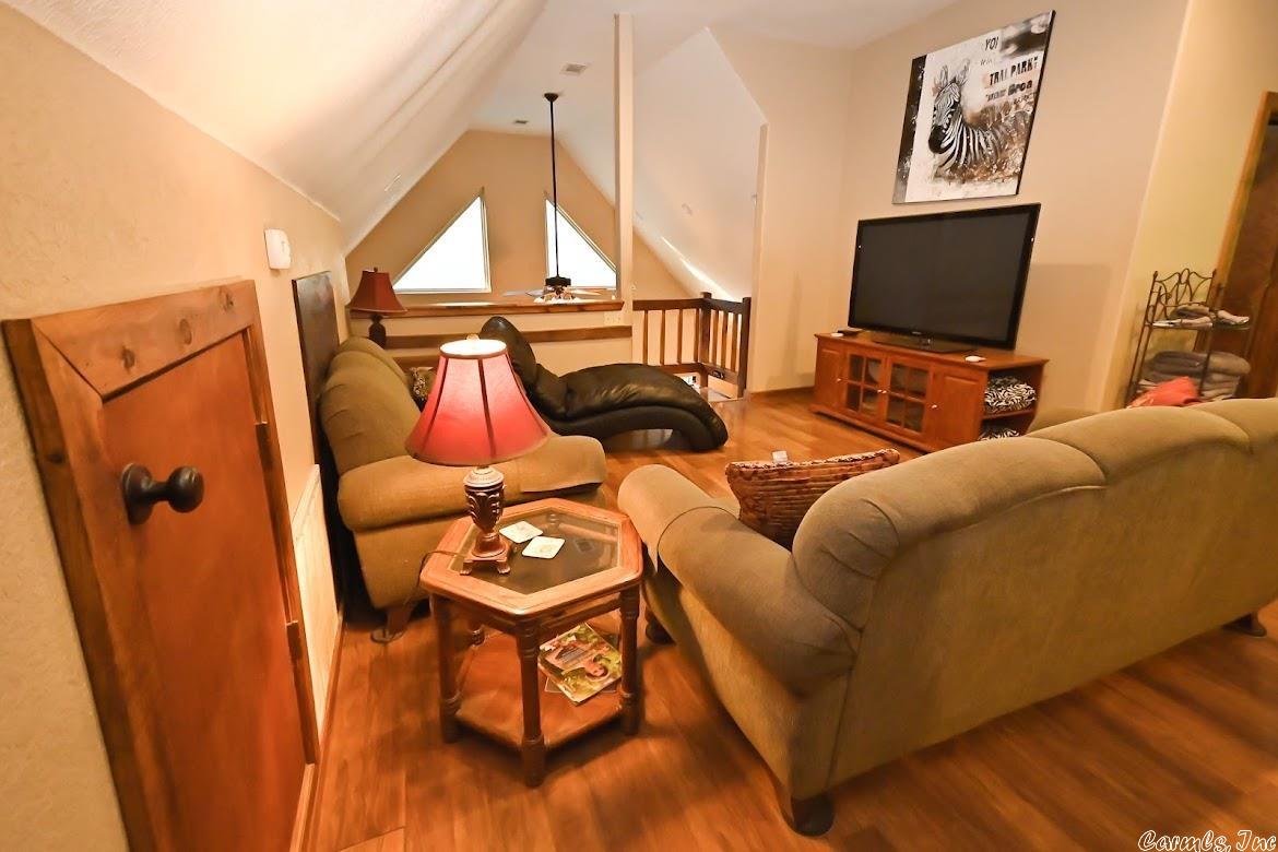 Mena Acreage - Residential