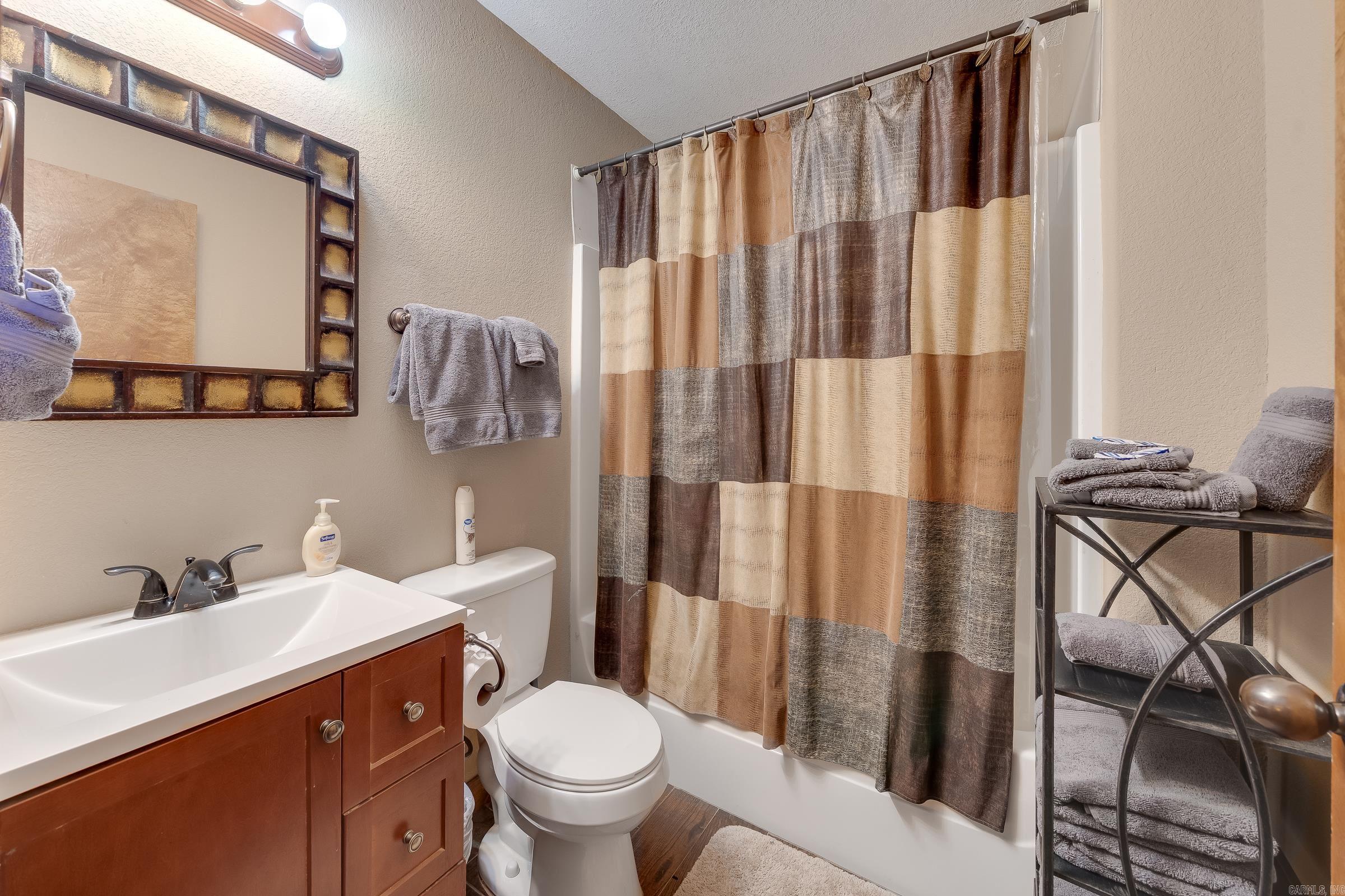 Mena Acreage - Residential