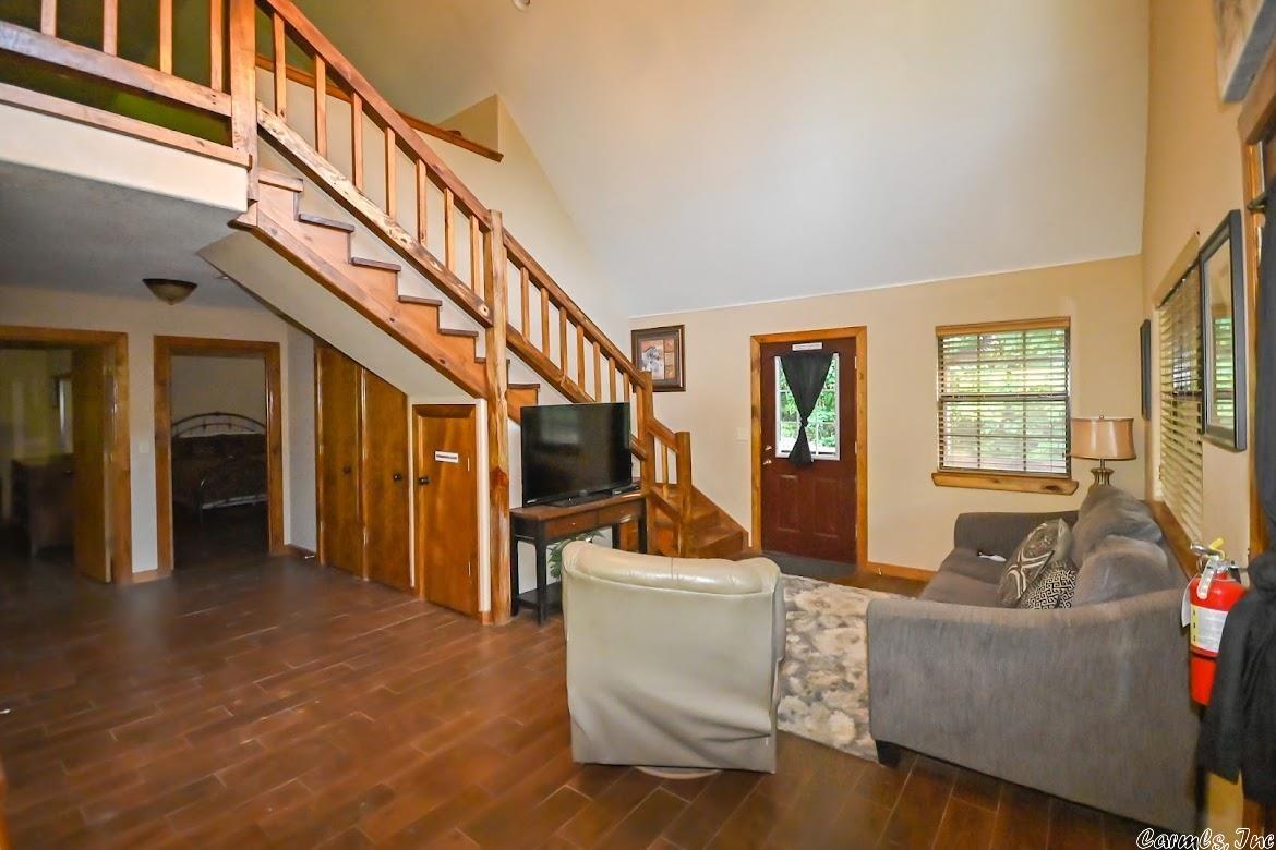 Mena Acreage - Residential