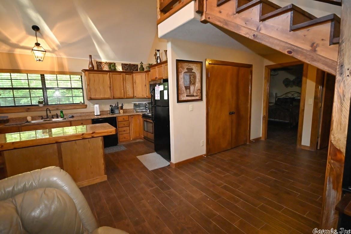 Mena Acreage - Residential