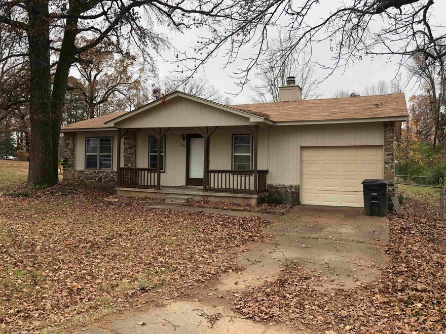 3 bedroom 1.5 bath home! Completely updated! 1 car garage! Schedule your showing today!