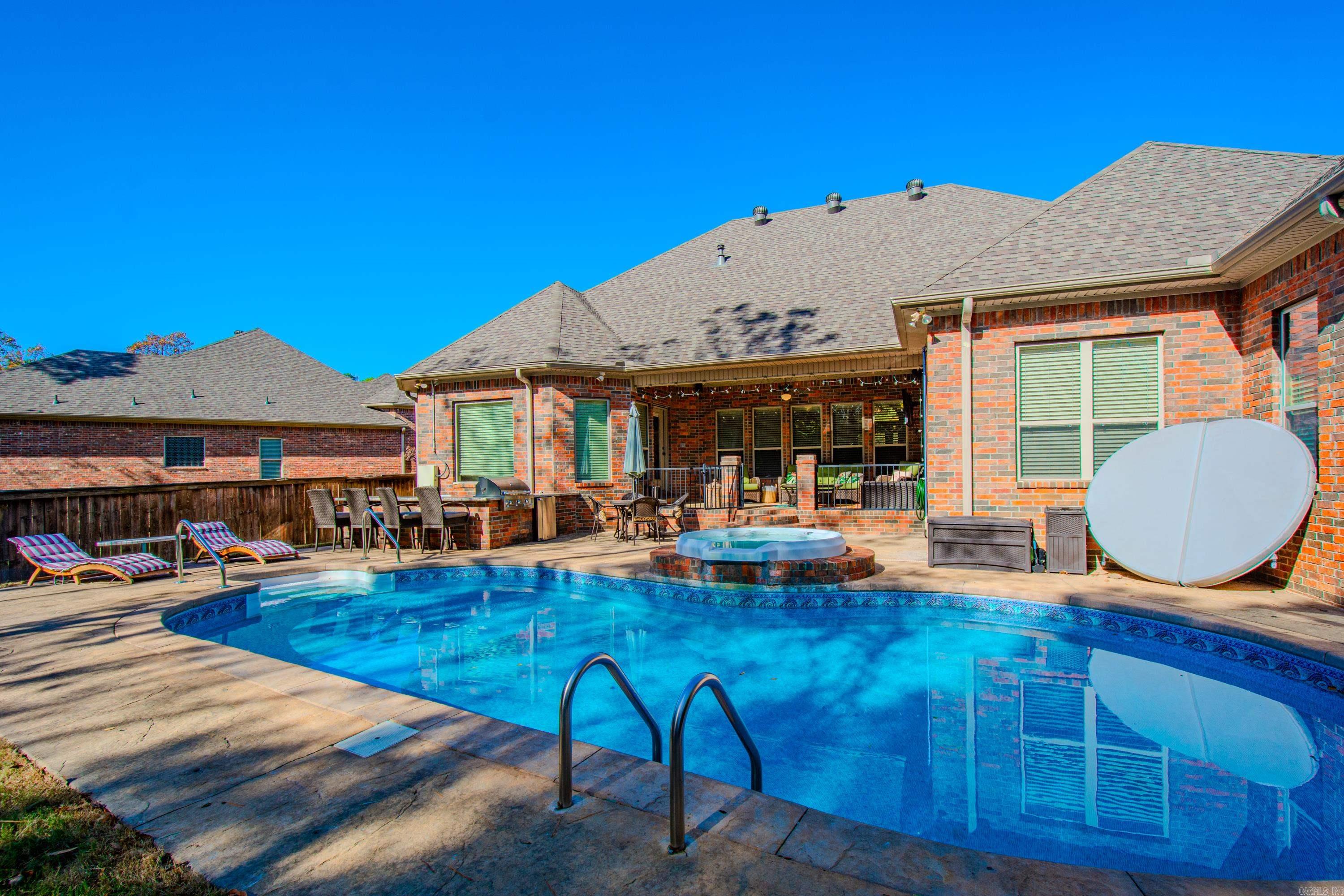 MAUMELLE VALLEY ESTATES - Residential