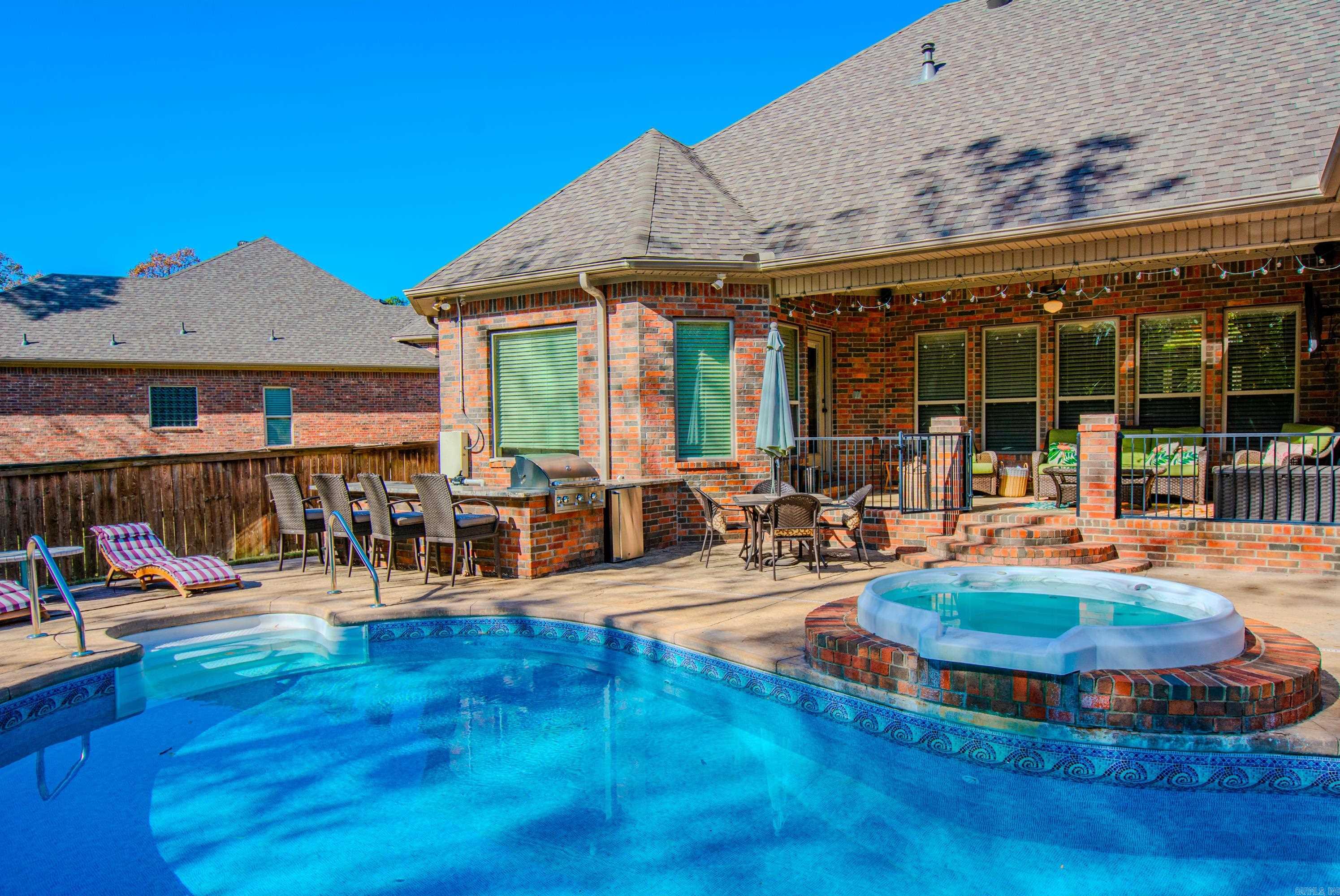 MAUMELLE VALLEY ESTATES - Residential