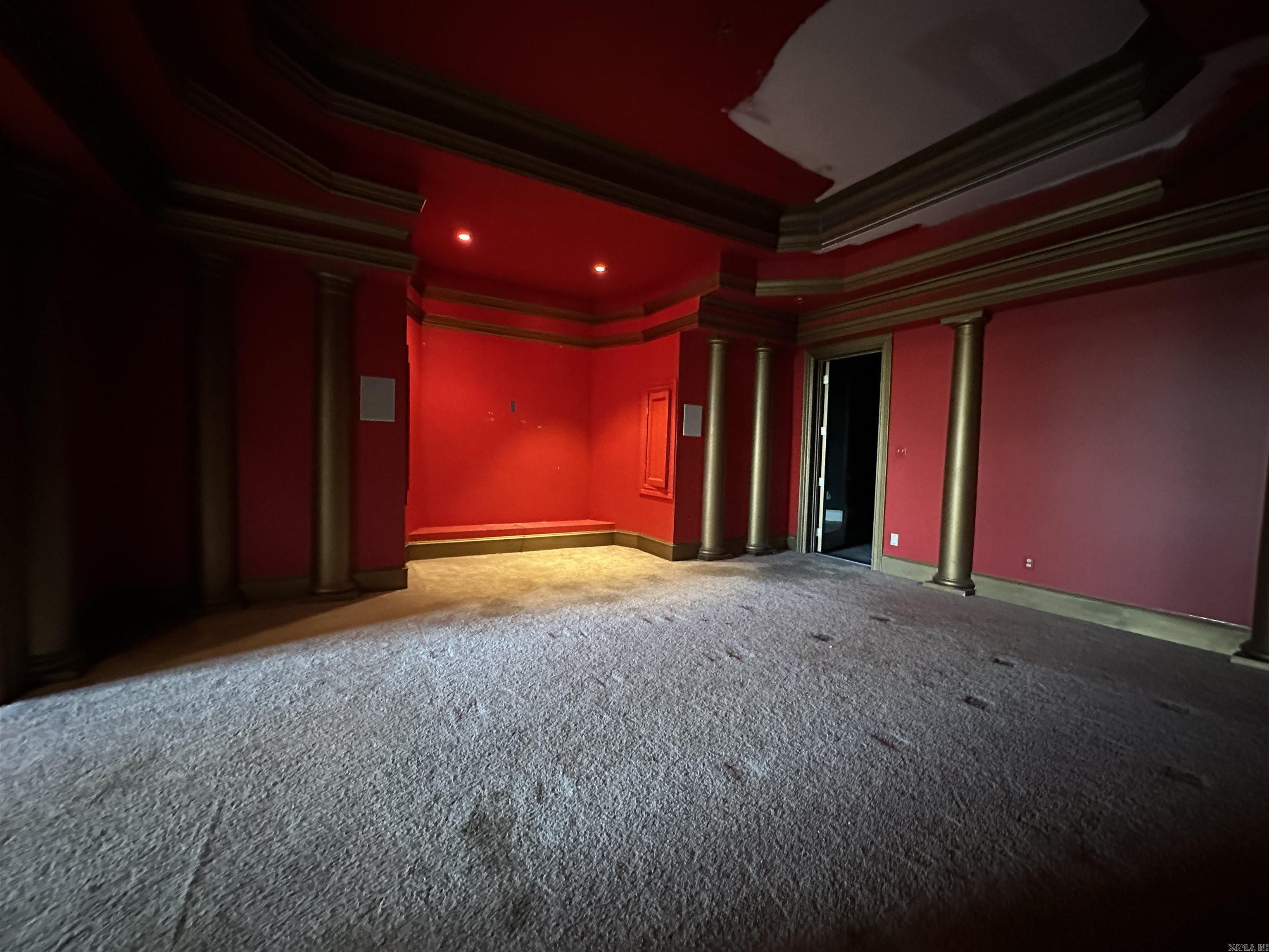 CHENAL DOWNS - Residential