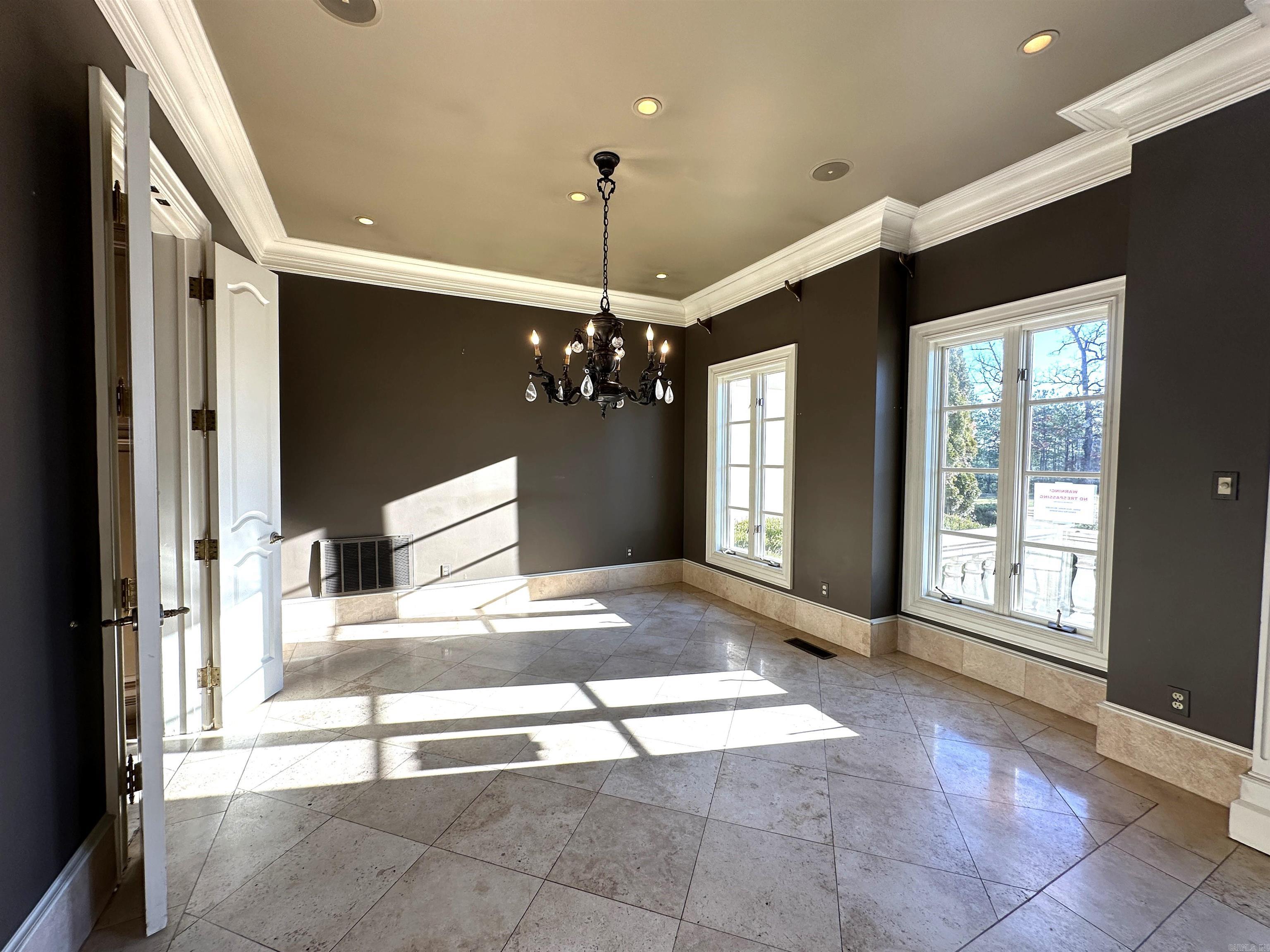 CHENAL DOWNS - Residential