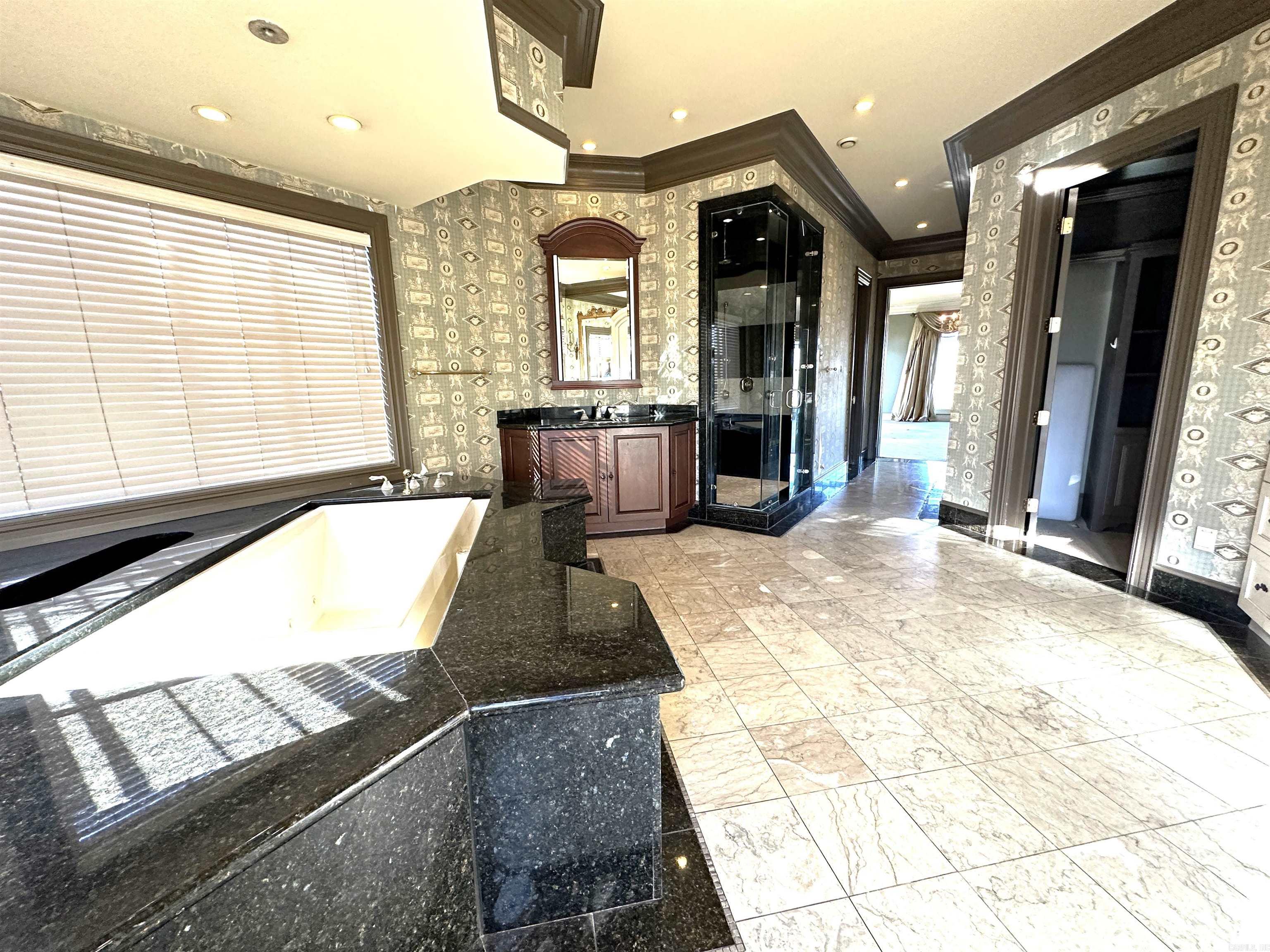 CHENAL DOWNS - Residential