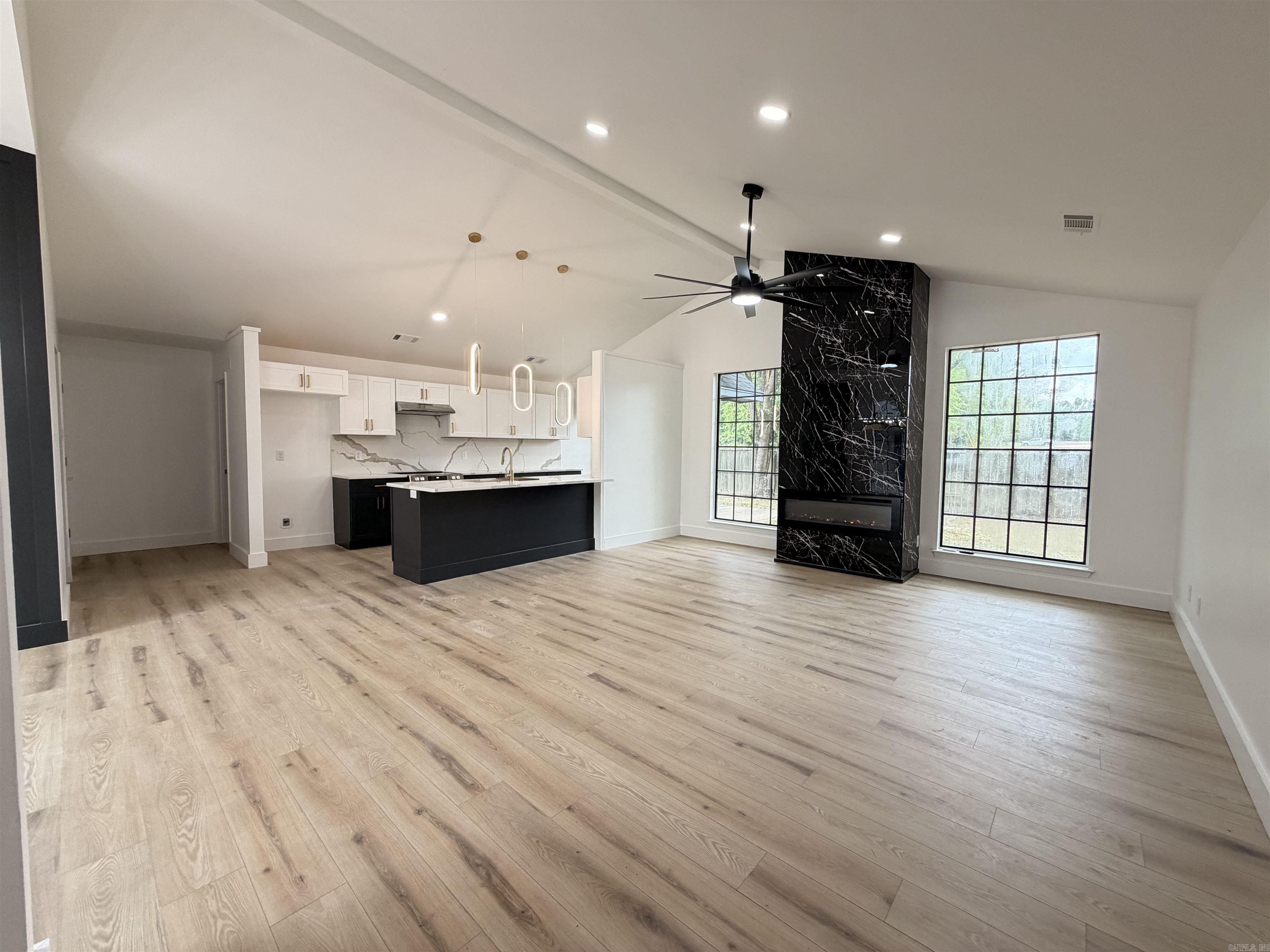 THE HEIGHTS - Residential