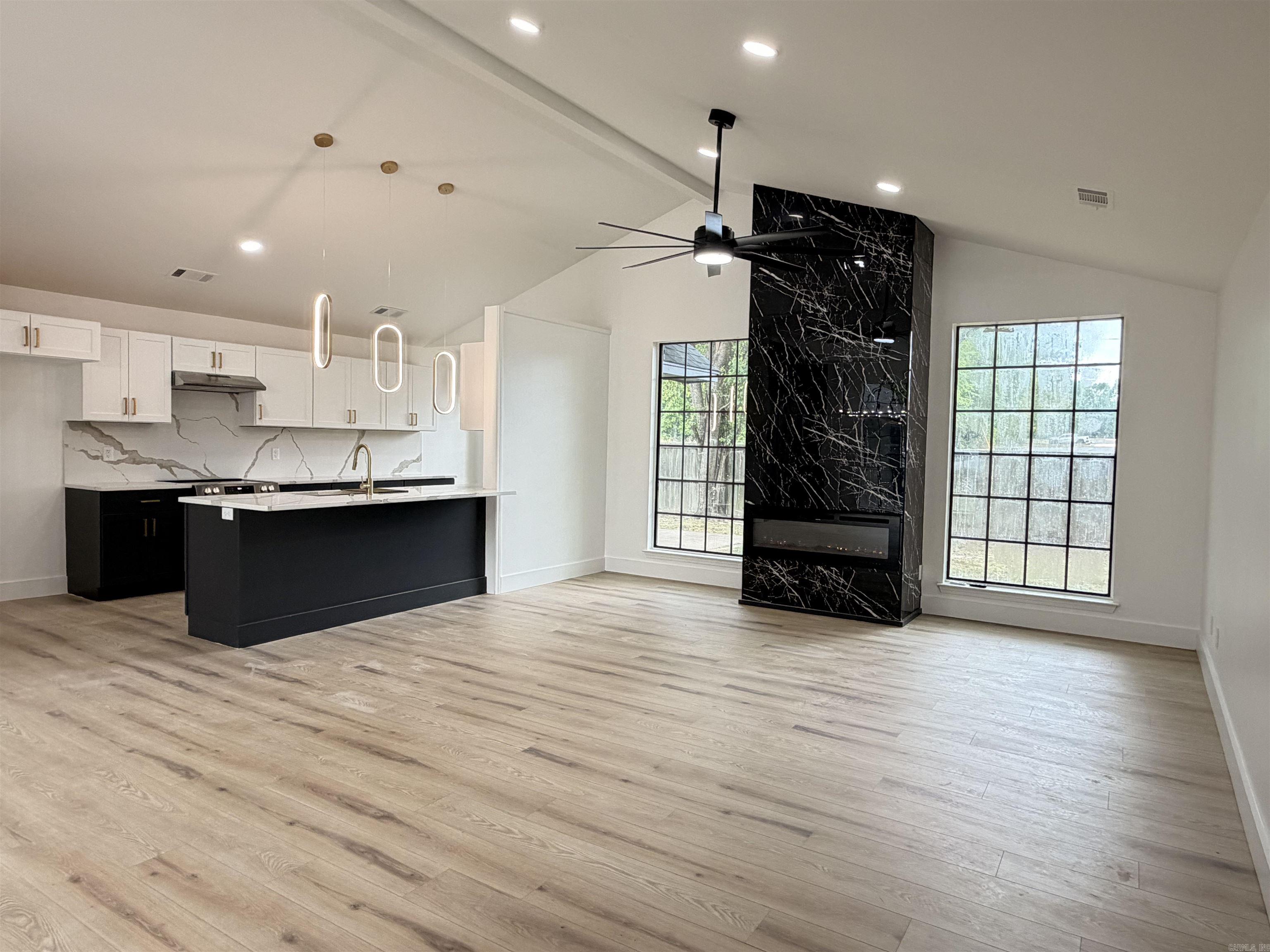 THE HEIGHTS - Residential