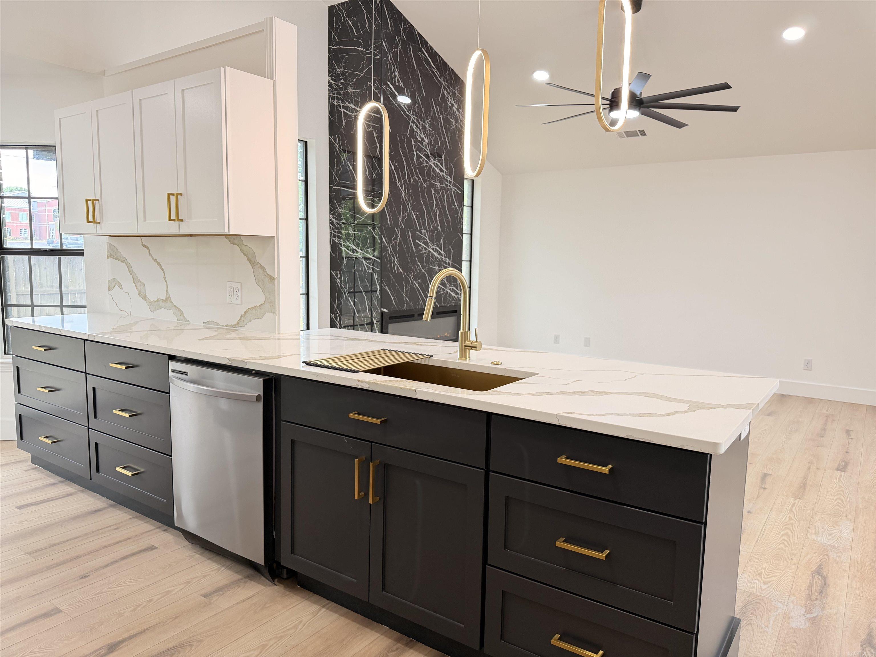 THE HEIGHTS - Residential