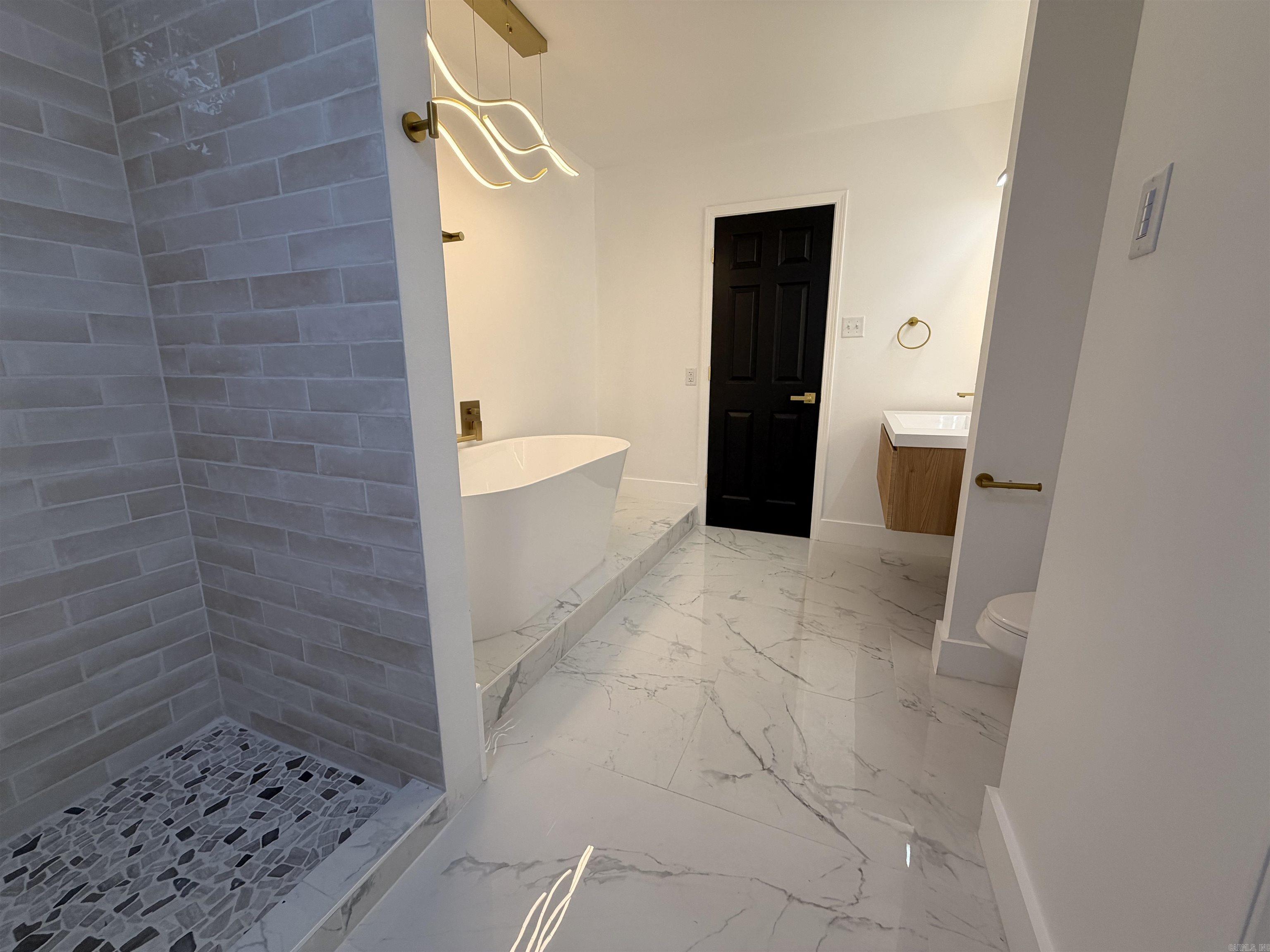 THE HEIGHTS - Residential