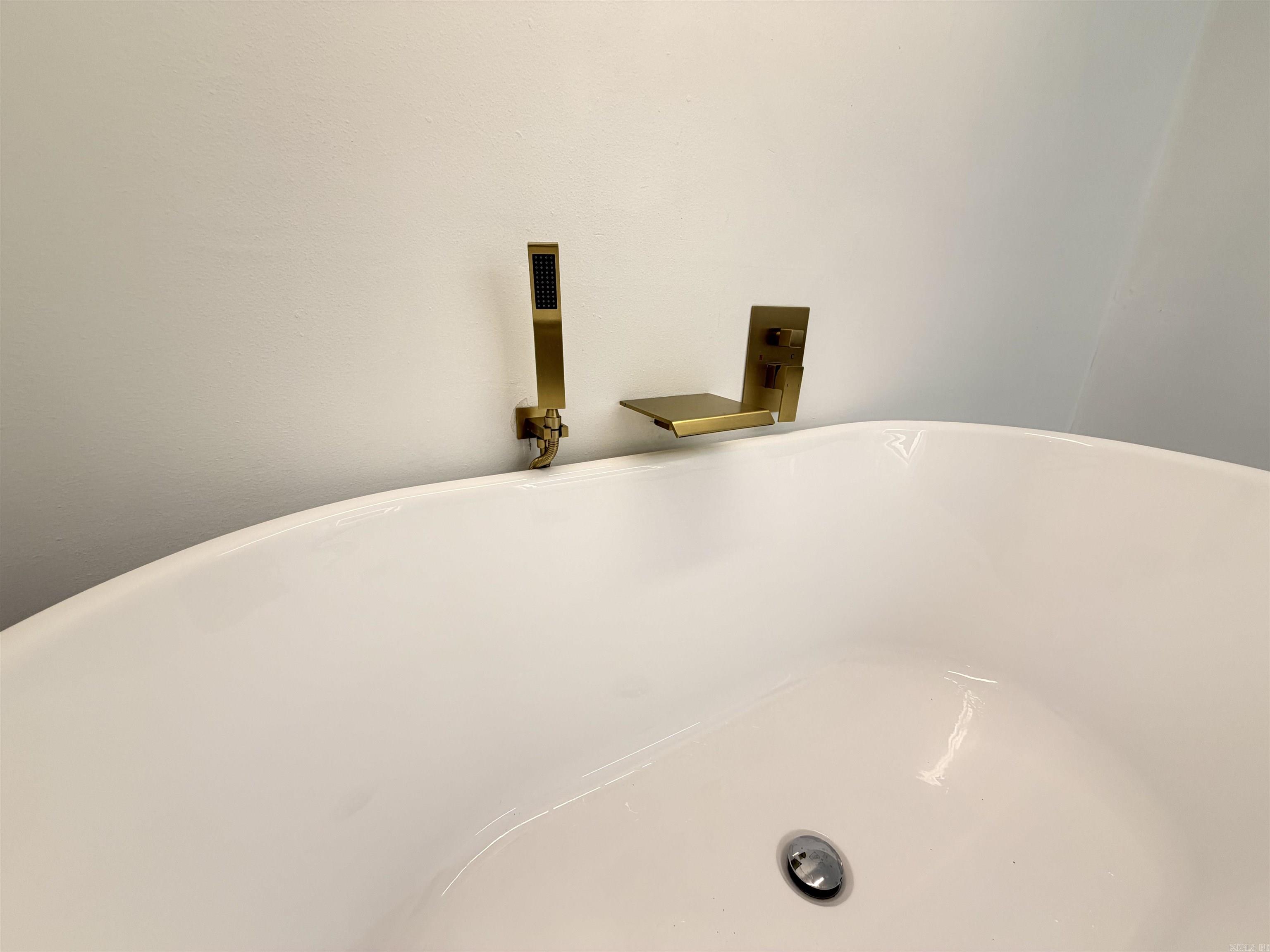 THE HEIGHTS - Residential