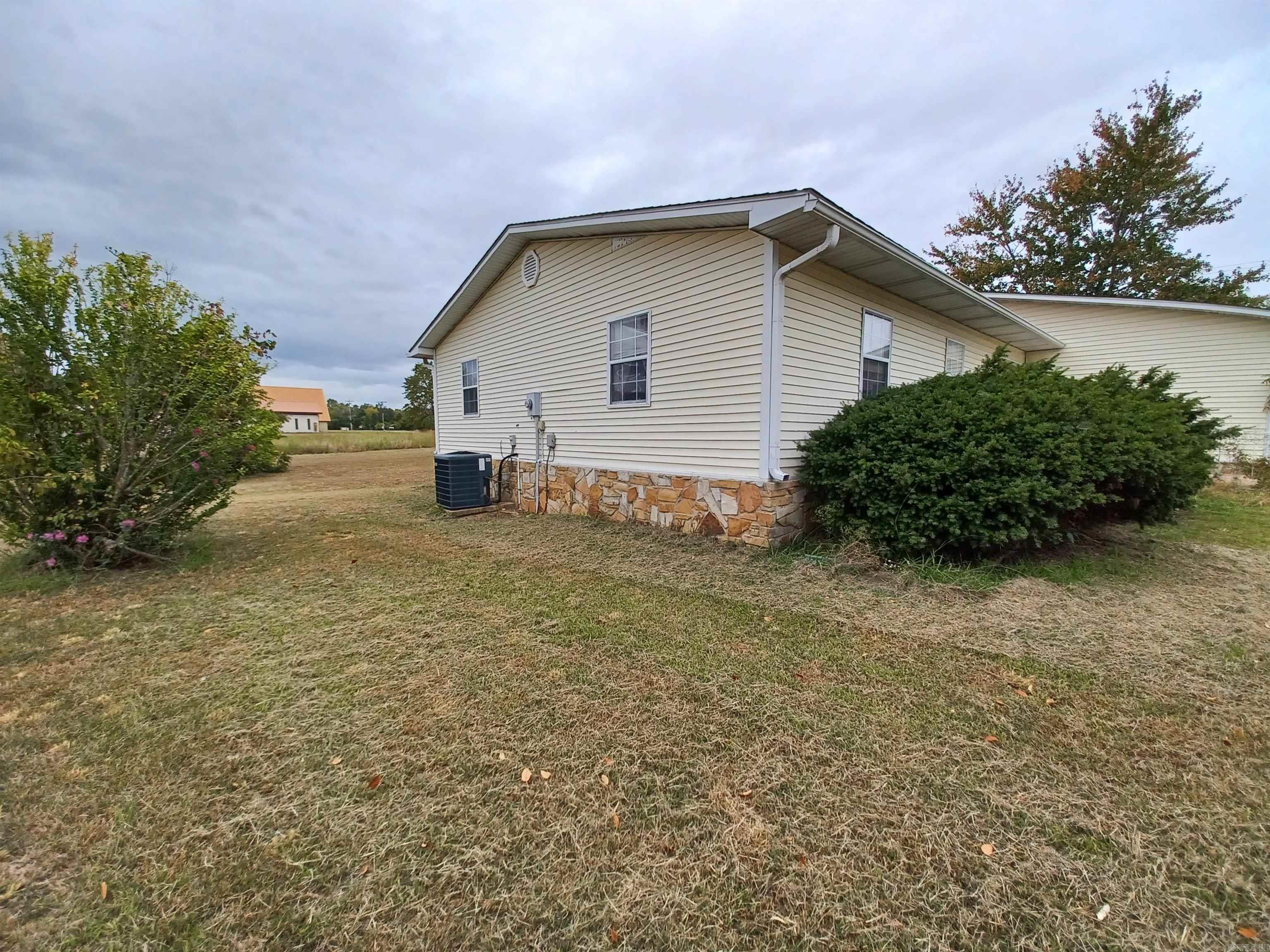 Business Center - Commercial Sale