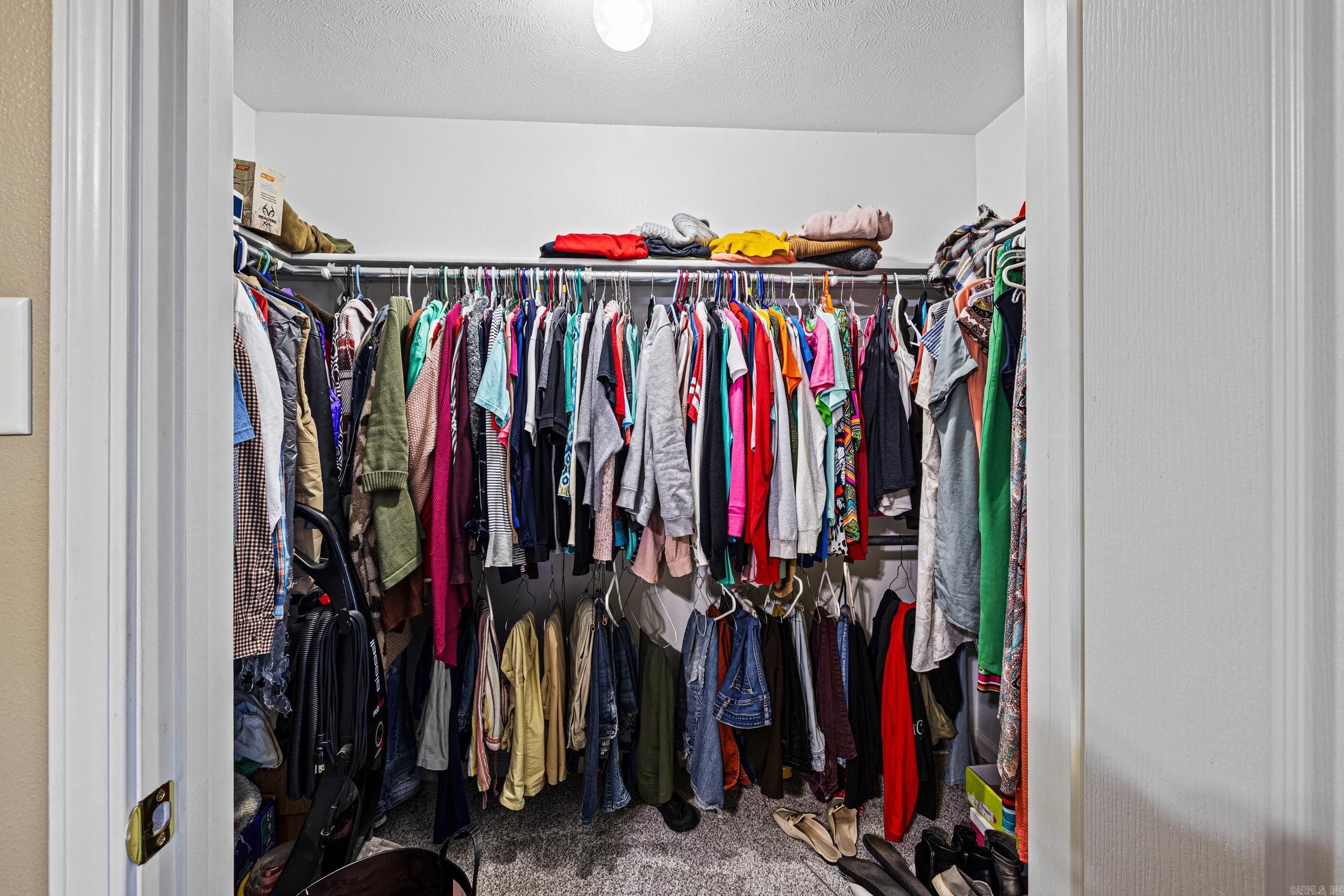 MOON RIDGE ESTATES - Residential