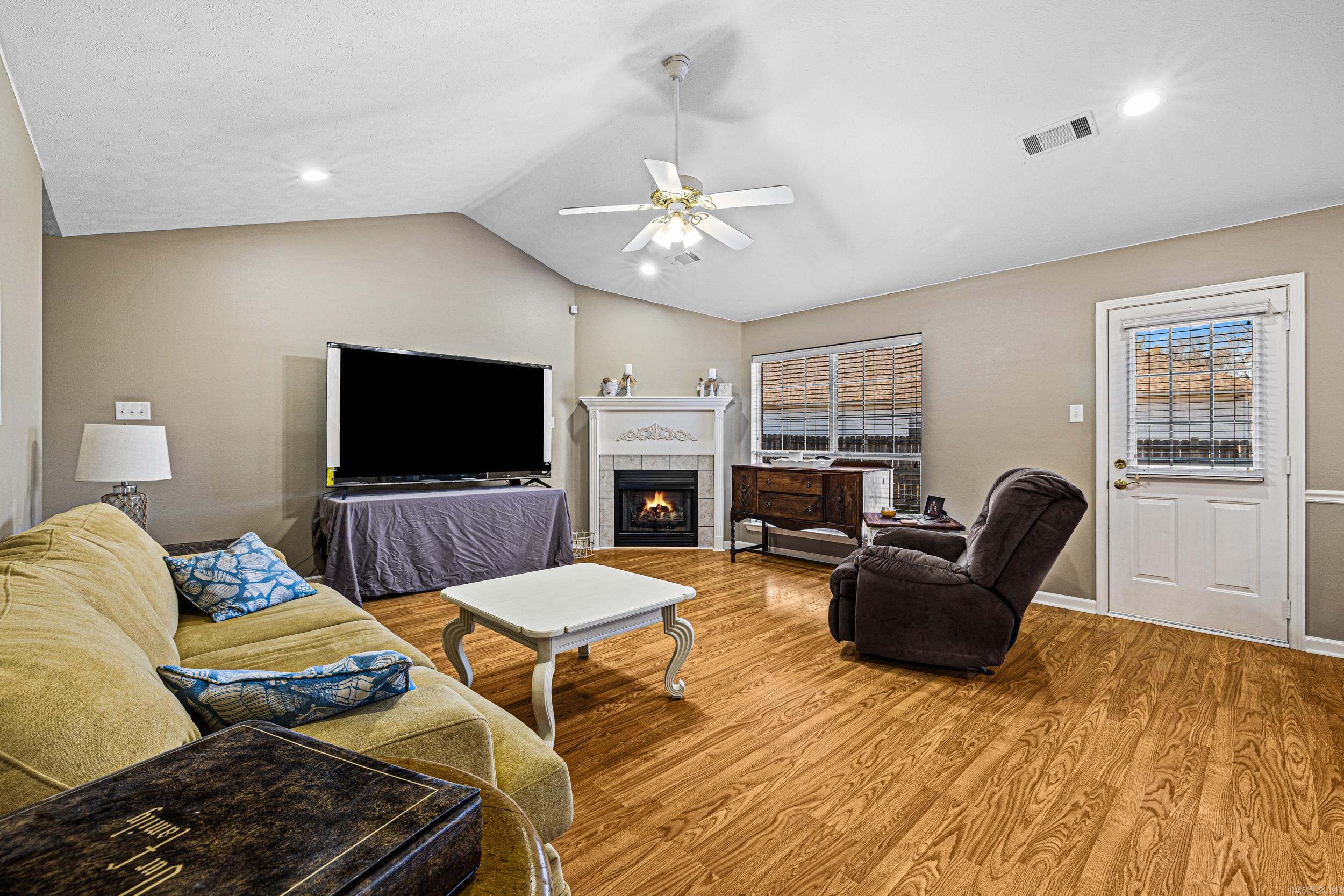 MOON RIDGE ESTATES - Residential