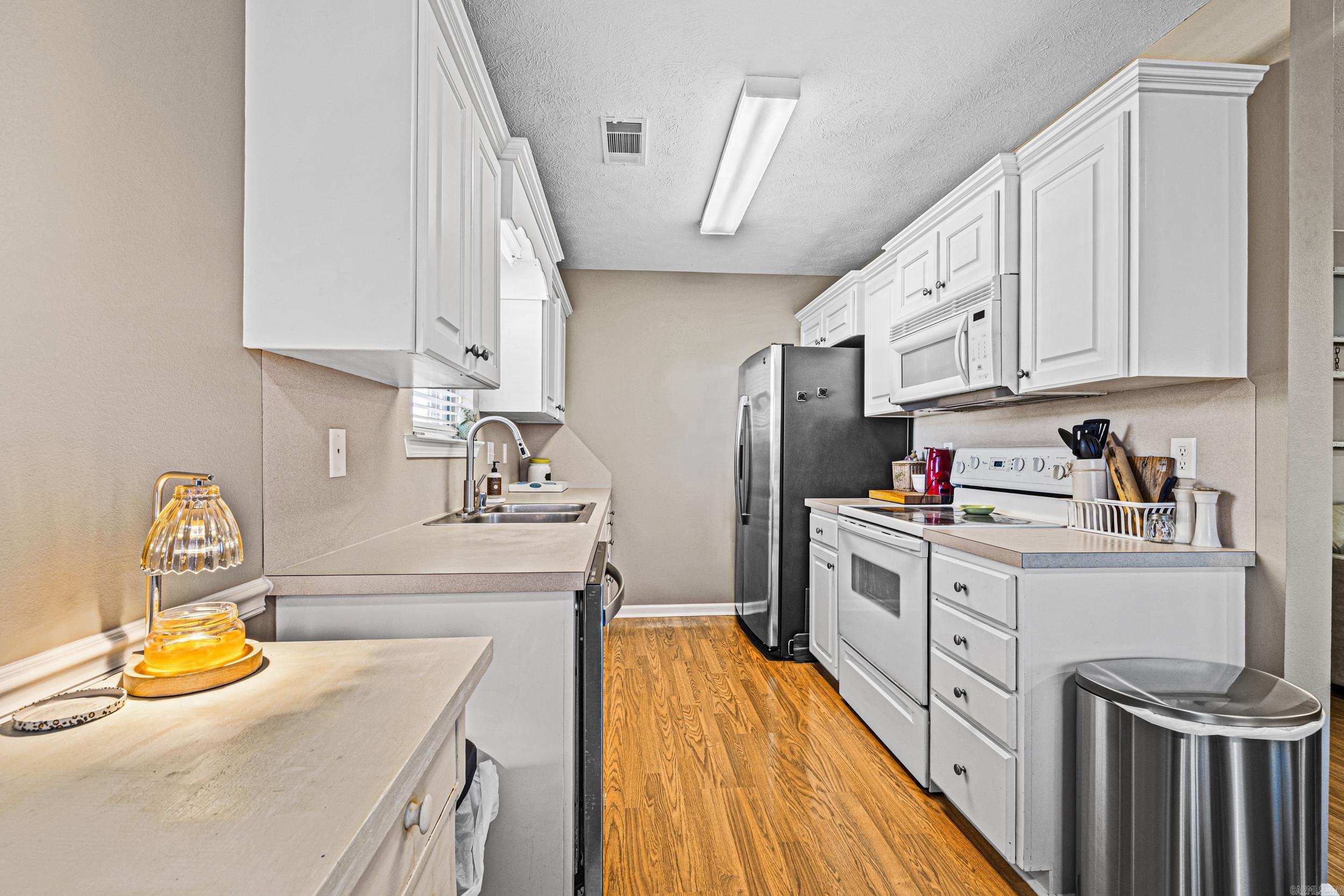 MOON RIDGE ESTATES - Residential