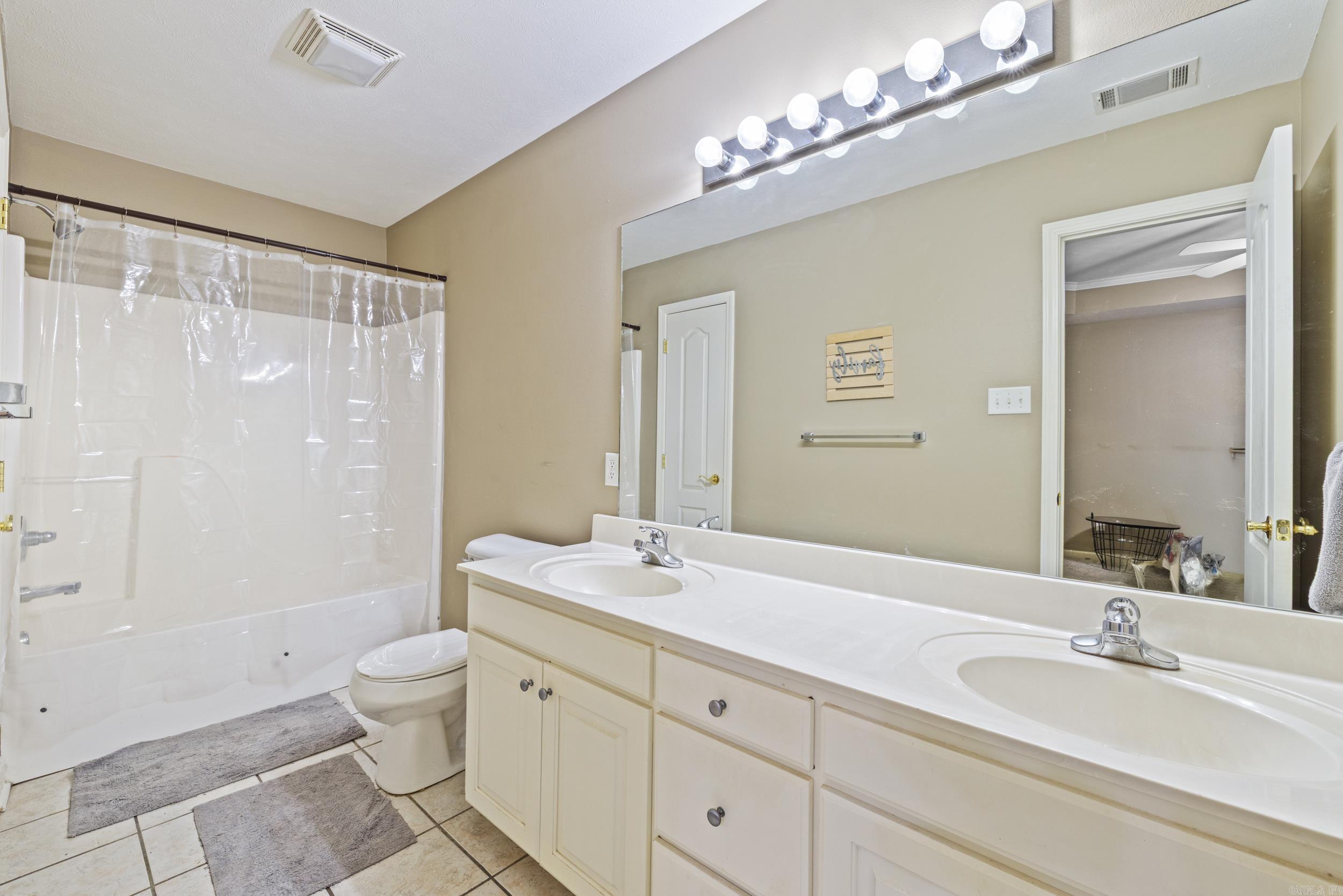 MOON RIDGE ESTATES - Residential