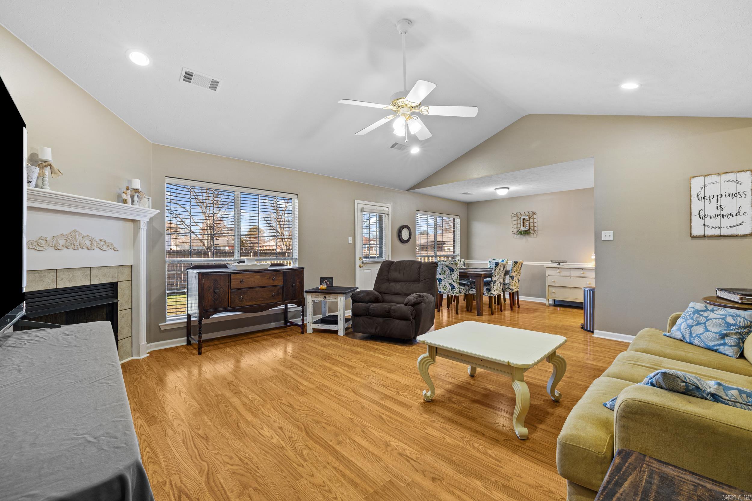 MOON RIDGE ESTATES - Residential