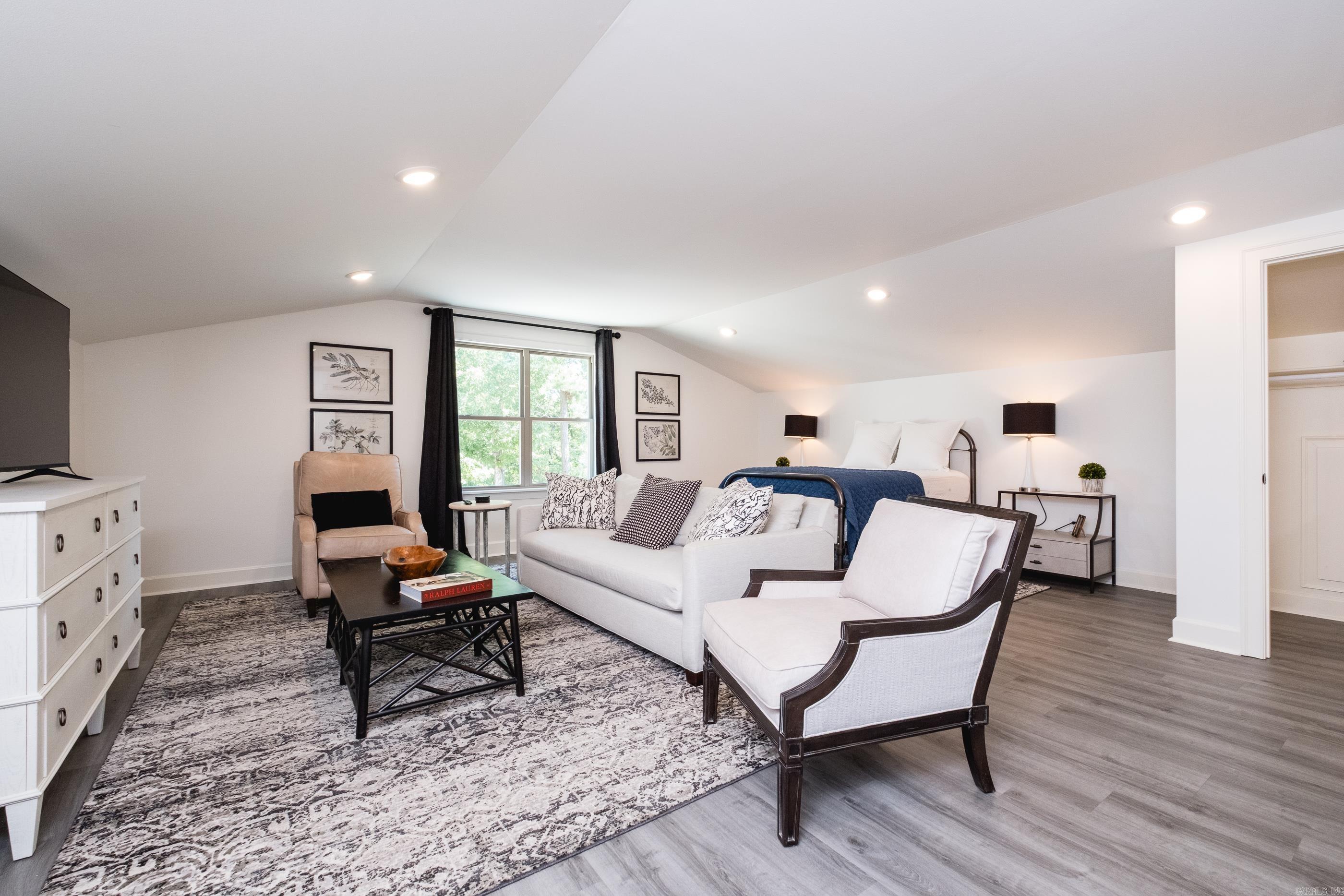 West Pulaski - Residential