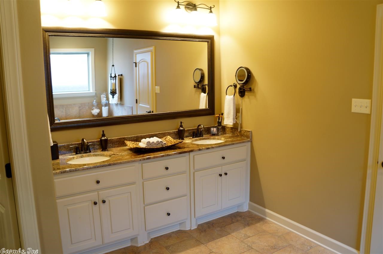 MAUMELLE VALLEY ESTATES - Residential